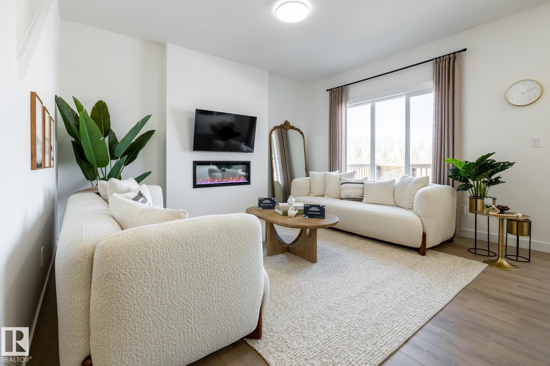 224 Falcon Crescent, Leduc, AB - Indoor Photo Showing Living Room With Fireplace