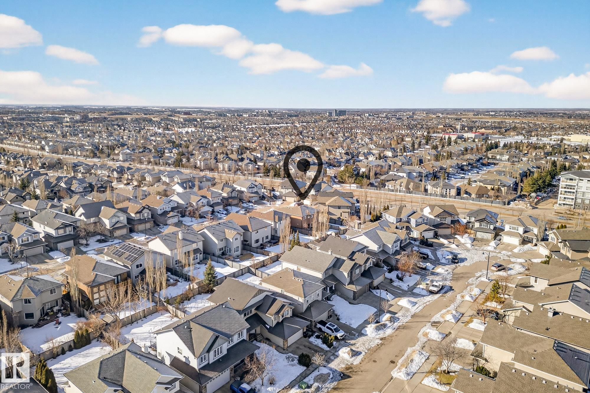 Aerial perspective of suburban area - 1660 Malone Way, Edmonton, AB - Outdoor With View