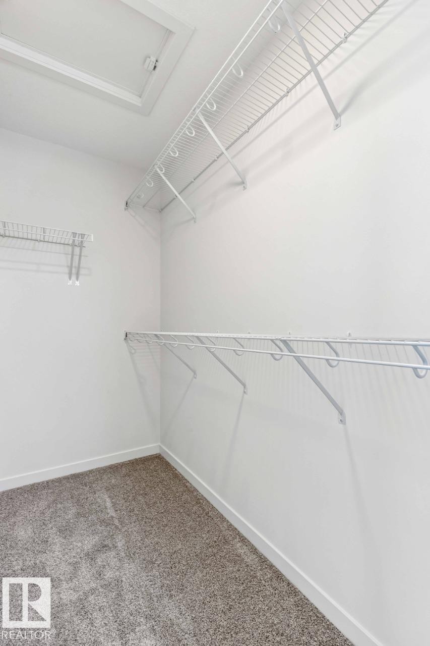 25 Stetson Loop, Ardrossan, AB - Indoor With Storage