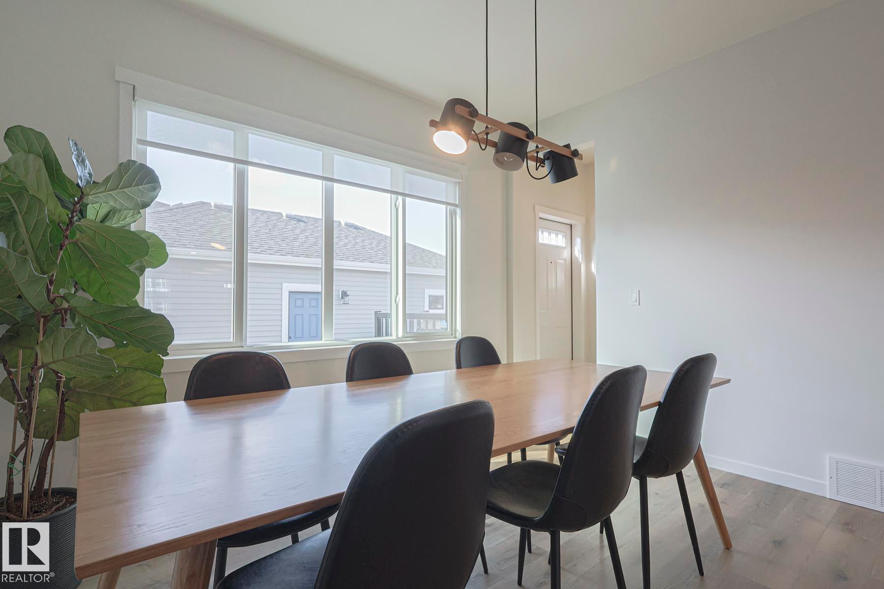 17834 73A Street, Edmonton, AB - Indoor Photo Showing Dining Room