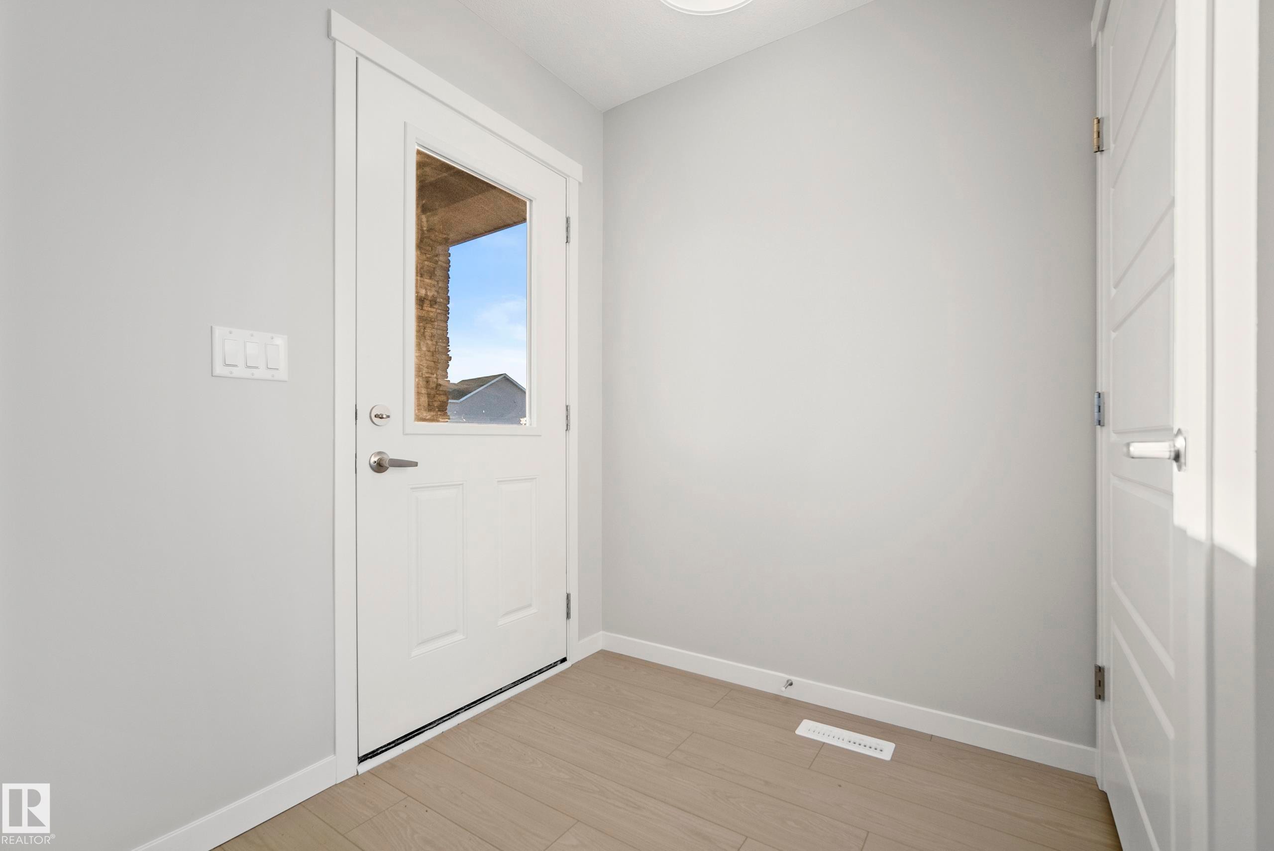 38 Brougham Drive, Ardrossan, AB - Indoor Photo Showing Other Room