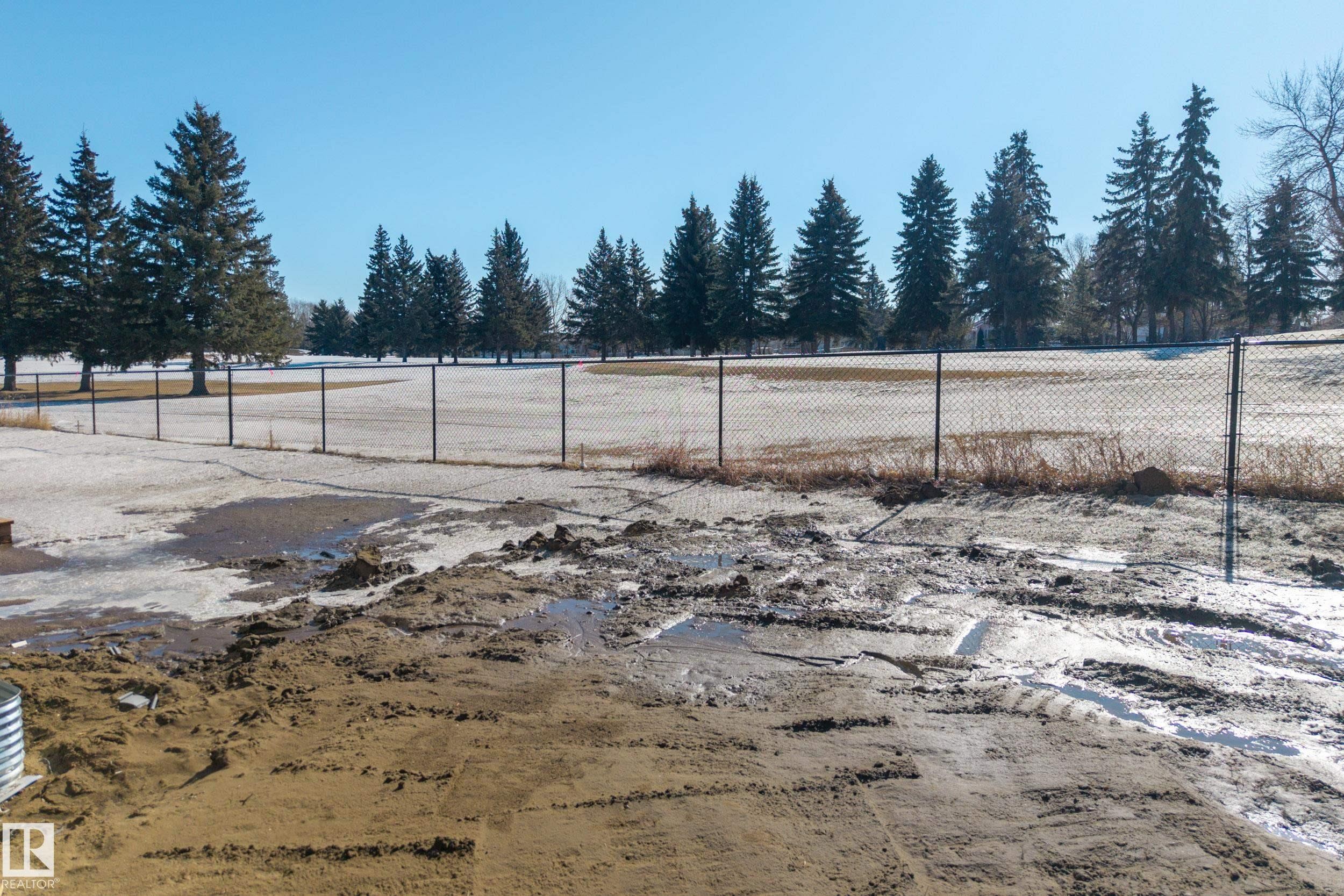 View of yard - 22 Grayson Green, Stony Plain, AB - Outdoor With View