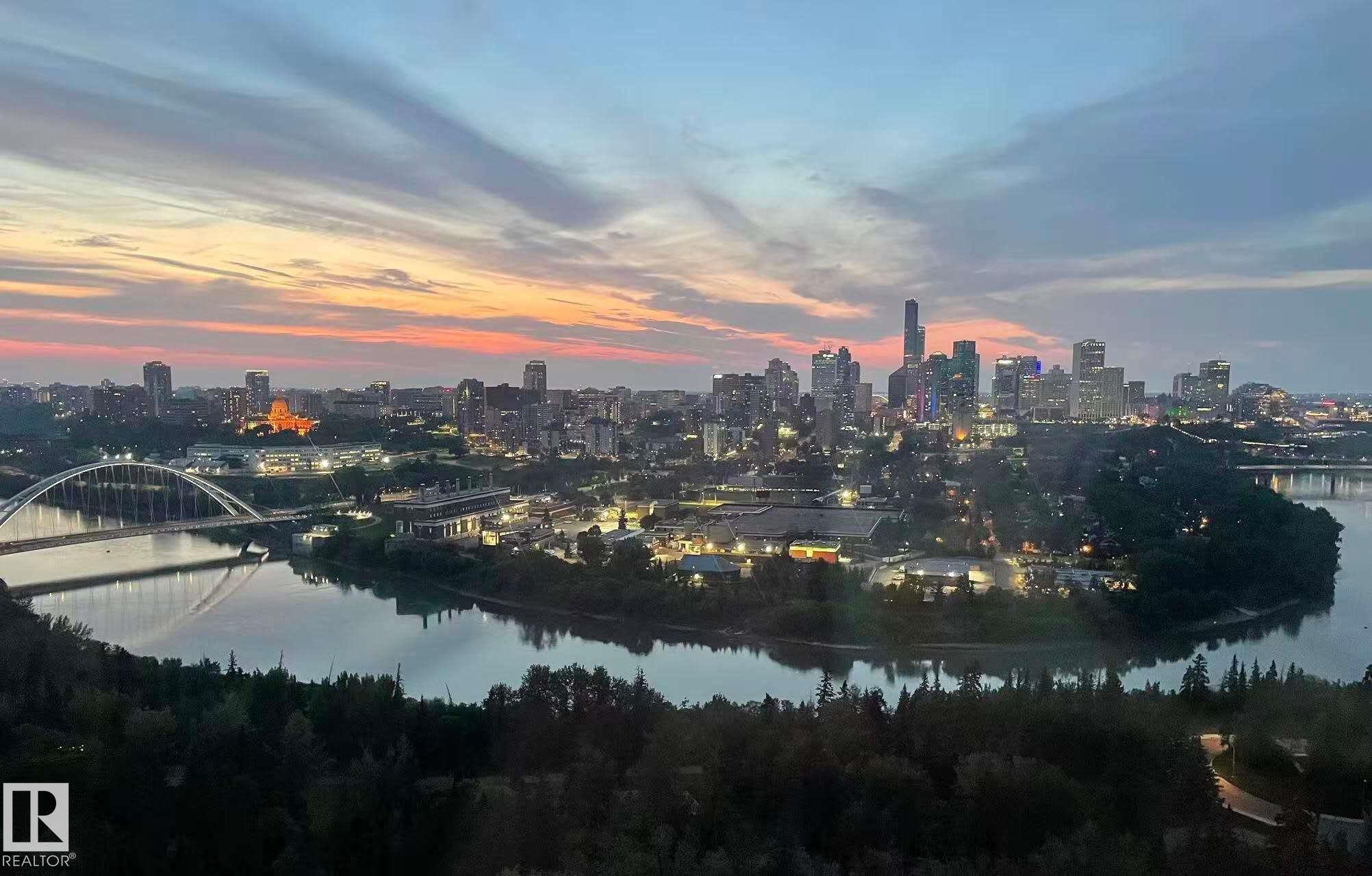 Skyline view featuring a large body of water - 1803 10149 Saskatchewan Drive, Edmonton, AB - Outdoor With View
