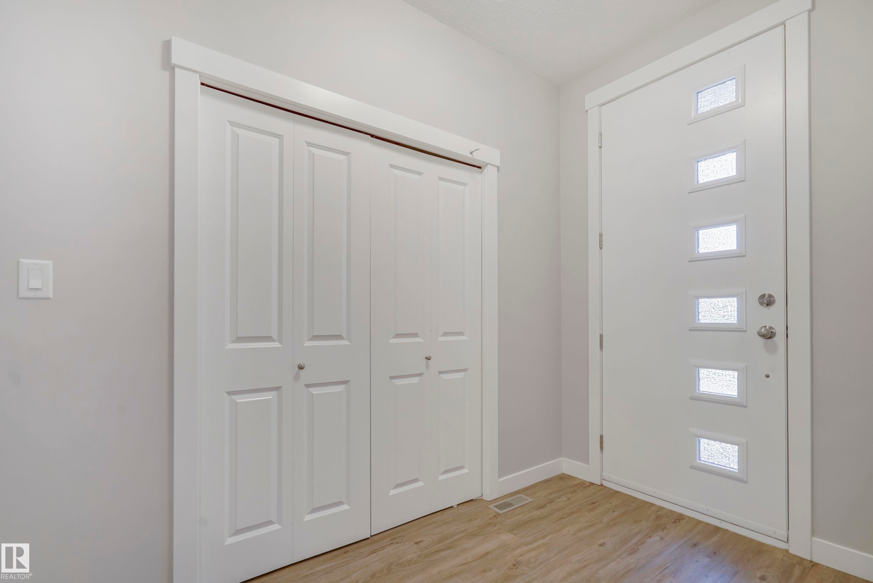 8540 89 Street, Edmonton, AB - Indoor Photo Showing Other Room