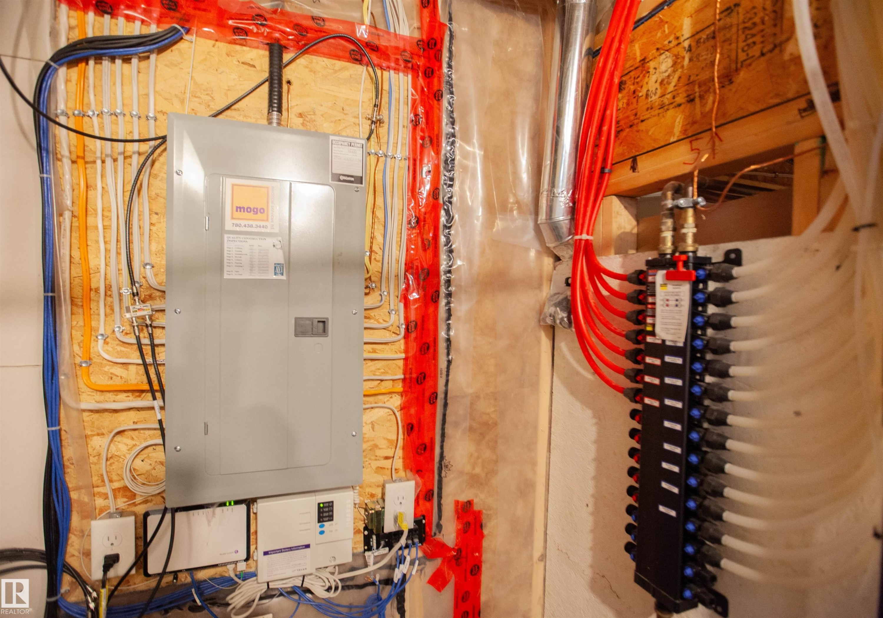 2902 Maple Way, Edmonton, AB - Indoor Photo Showing Basement