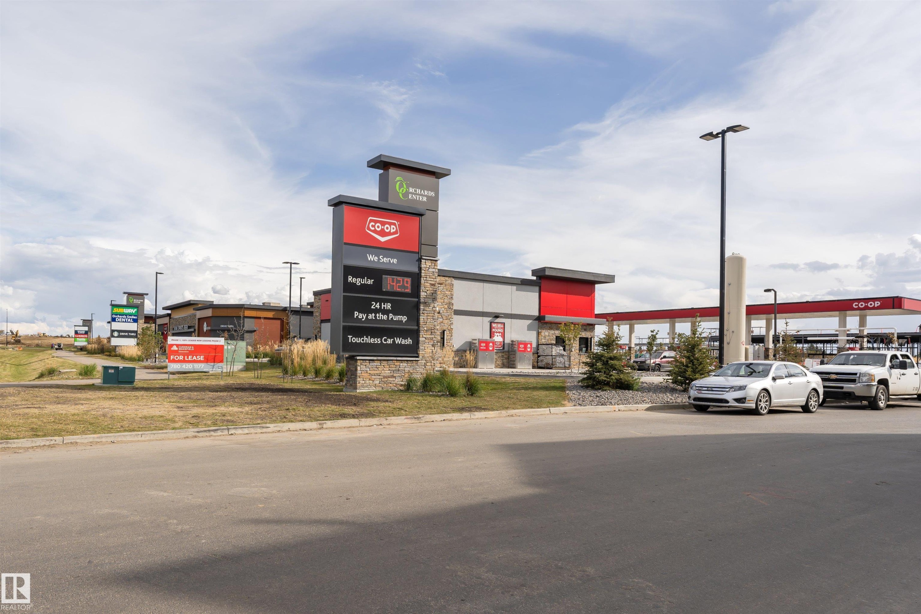 Exterior view of a pad mount transformer - 9421 Pear Crescent, Edmonton, AB - Outdoor