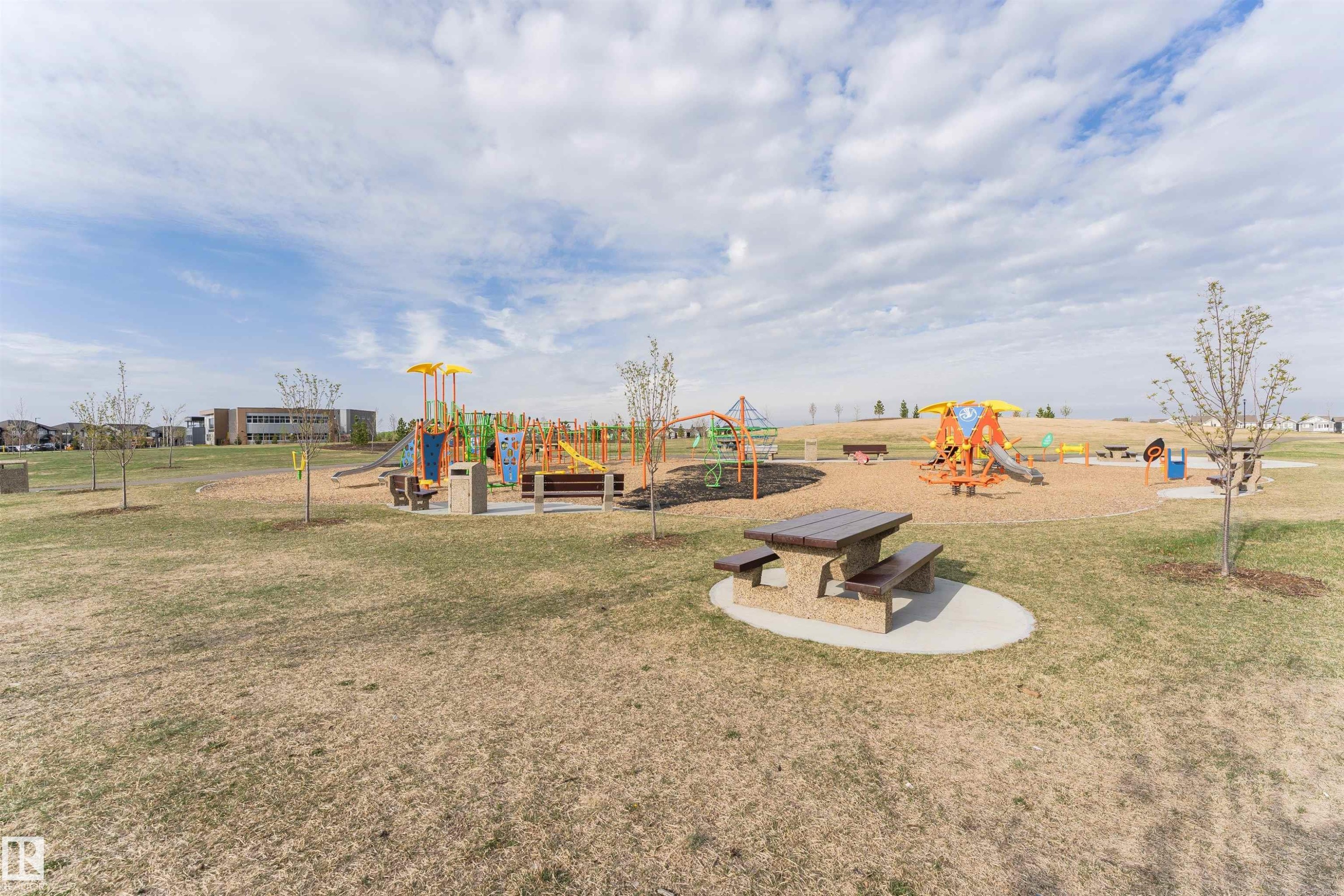 Community jungle gym with a yard - 9421 Pear Crescent, Edmonton, AB - Outdoor With View