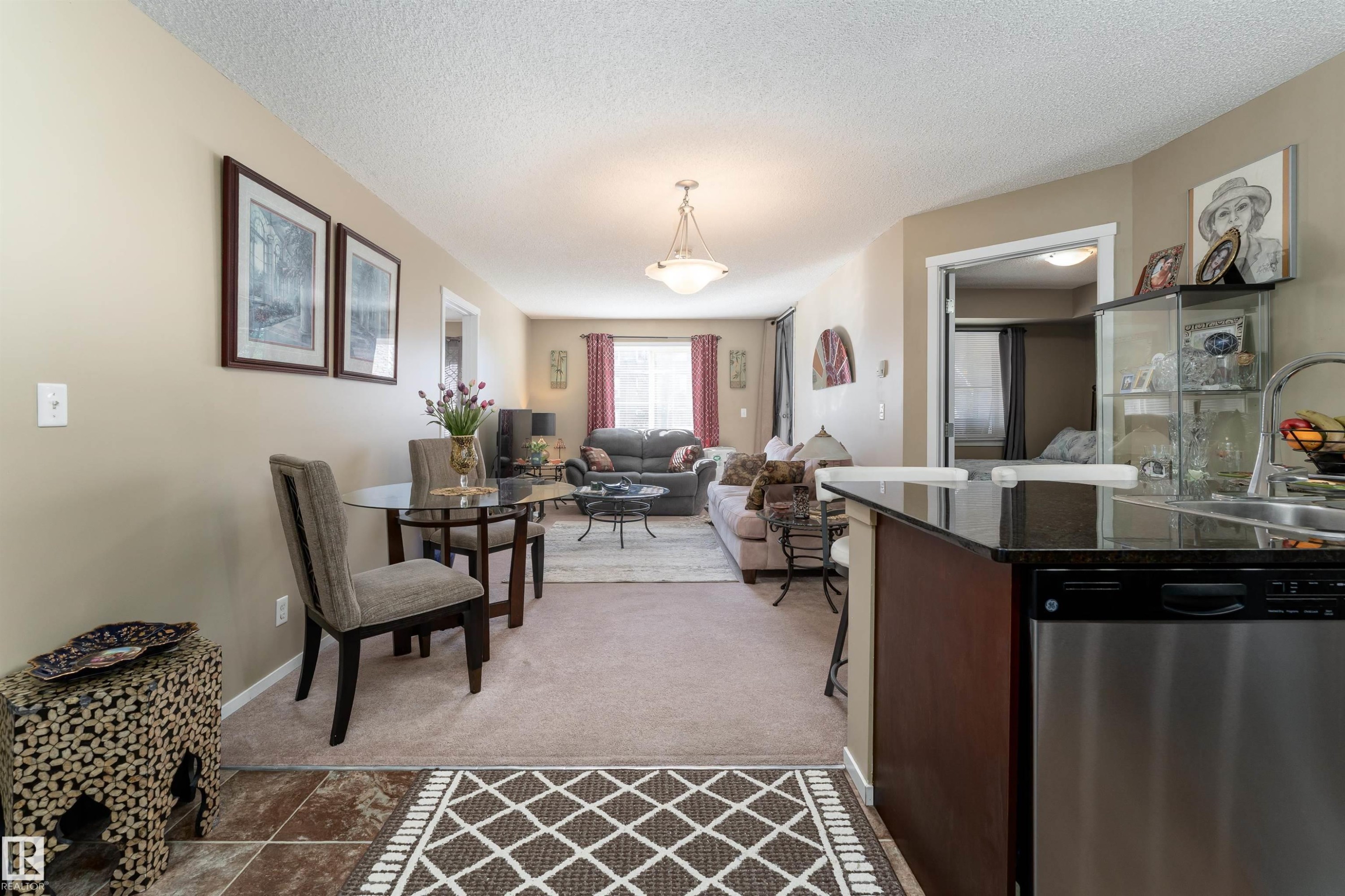 111 5370 Chappelle Road, Edmonton, AB - Indoor