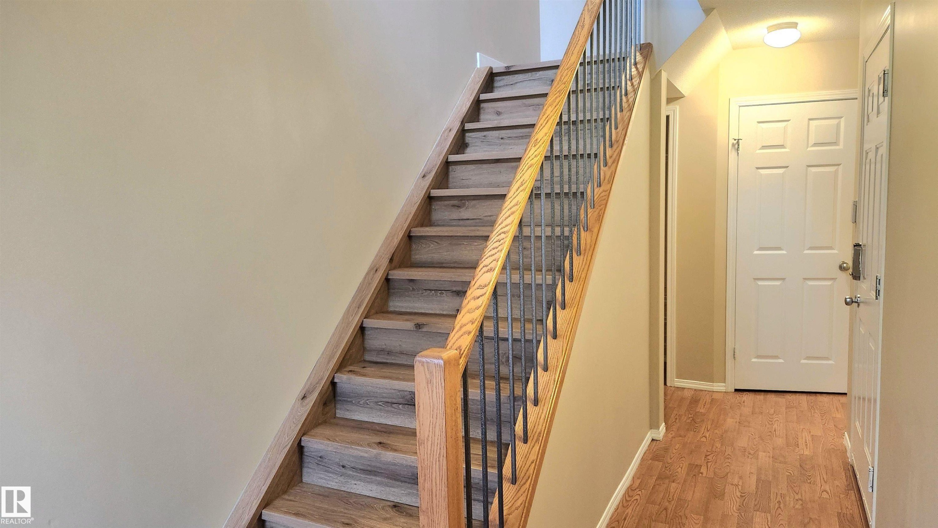 181 230 Edwards Drive, Edmonton, AB - Indoor Photo Showing Other Room