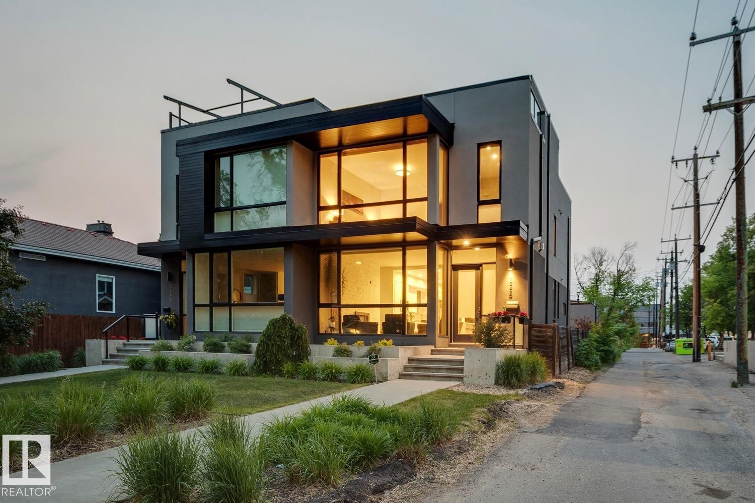 12420 103 Avenue, Edmonton, AB - Outdoor