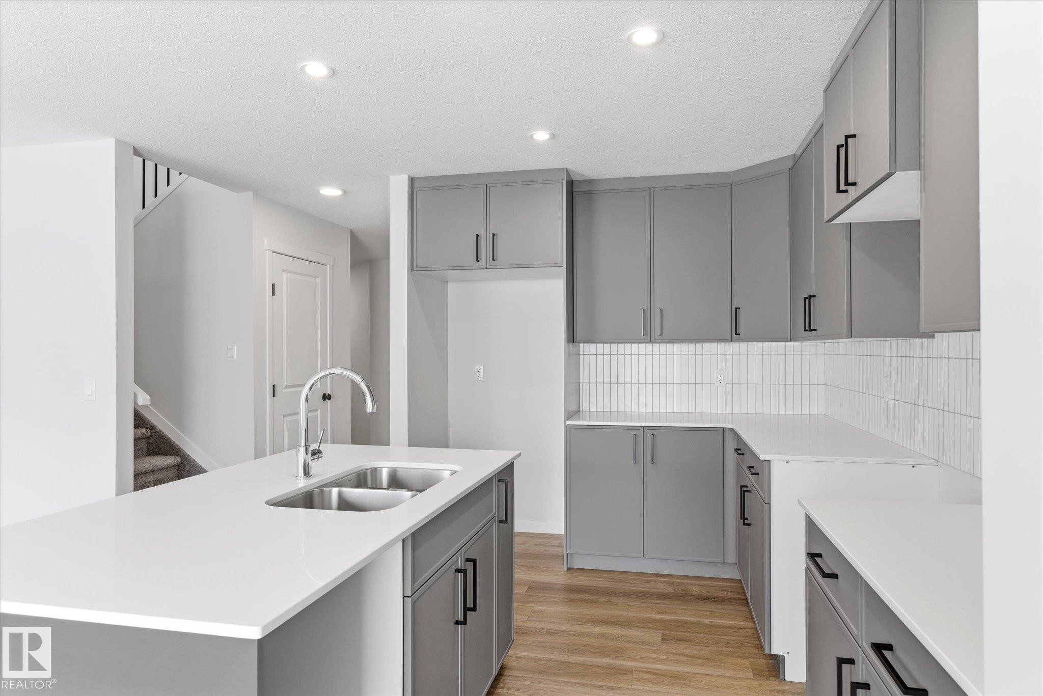 346 172 Avenue, Edmonton, AB - Indoor Photo Showing Kitchen With Double Sink With Upgraded Kitchen