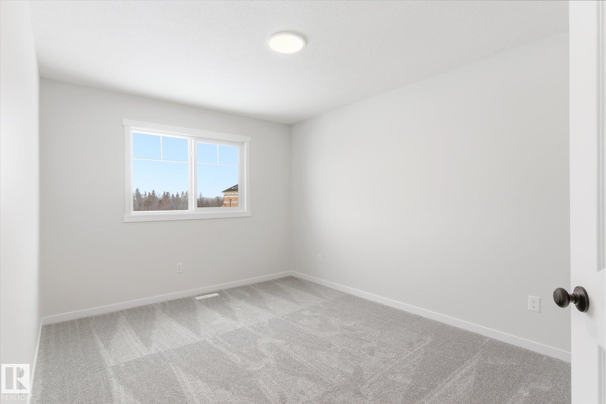 346 172 Avenue, Edmonton, AB - Indoor Photo Showing Other Room