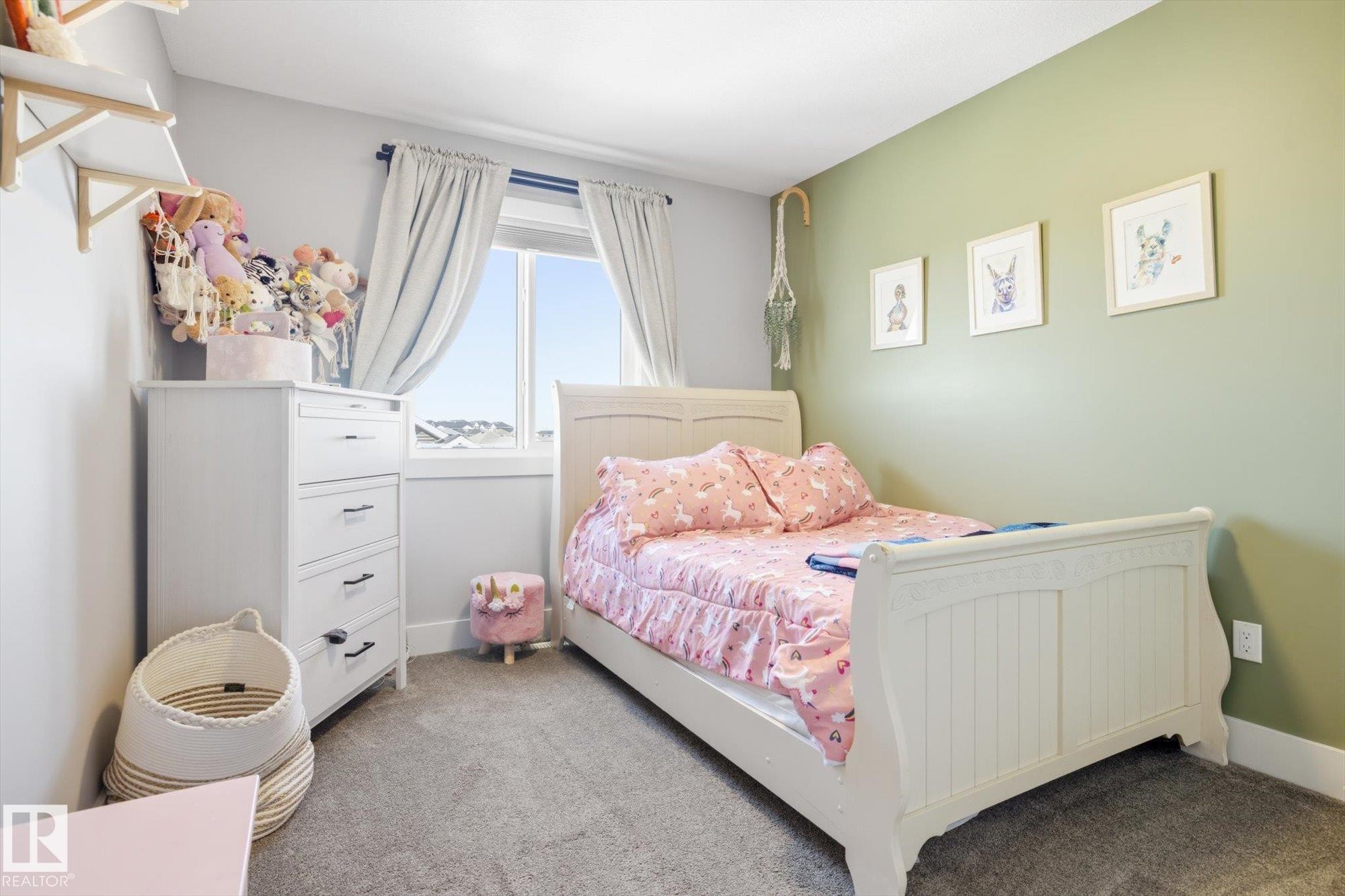 1815 Tanager Close, Edmonton, AB - Indoor Photo Showing Bedroom