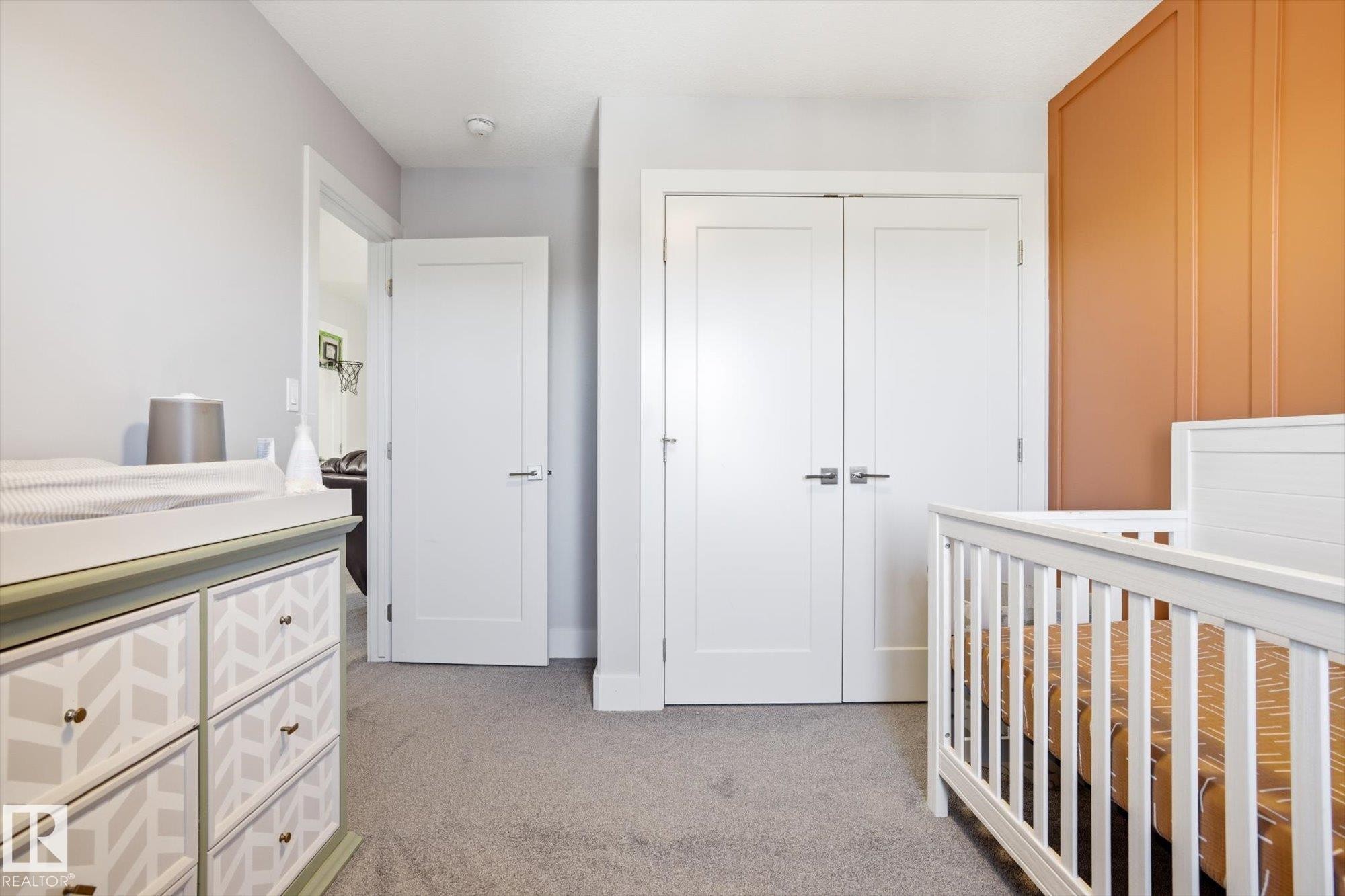 1815 Tanager Close, Edmonton, AB - Indoor