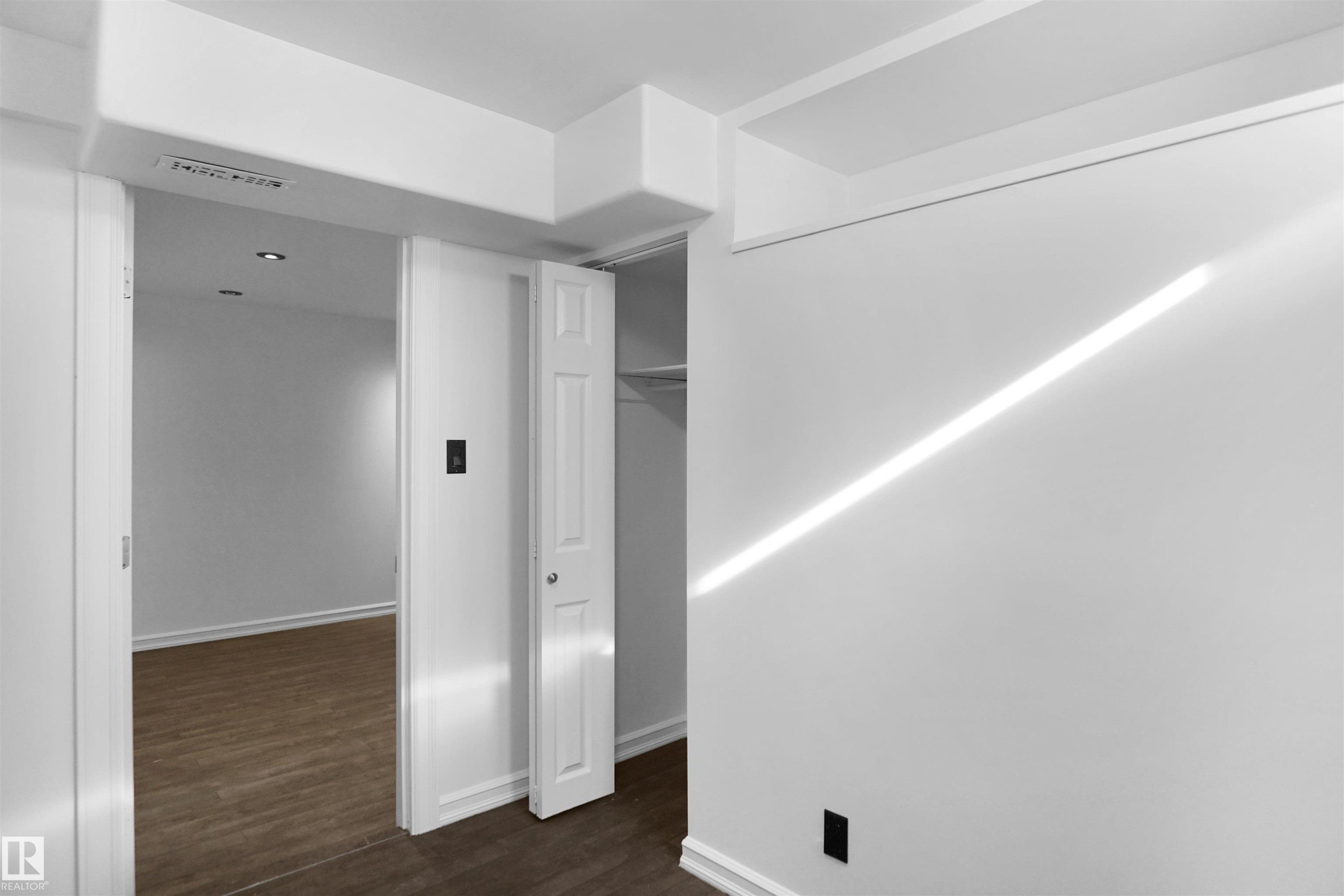 113 Habitat Crescent, Edmonton, AB - Indoor Photo Showing Other Room