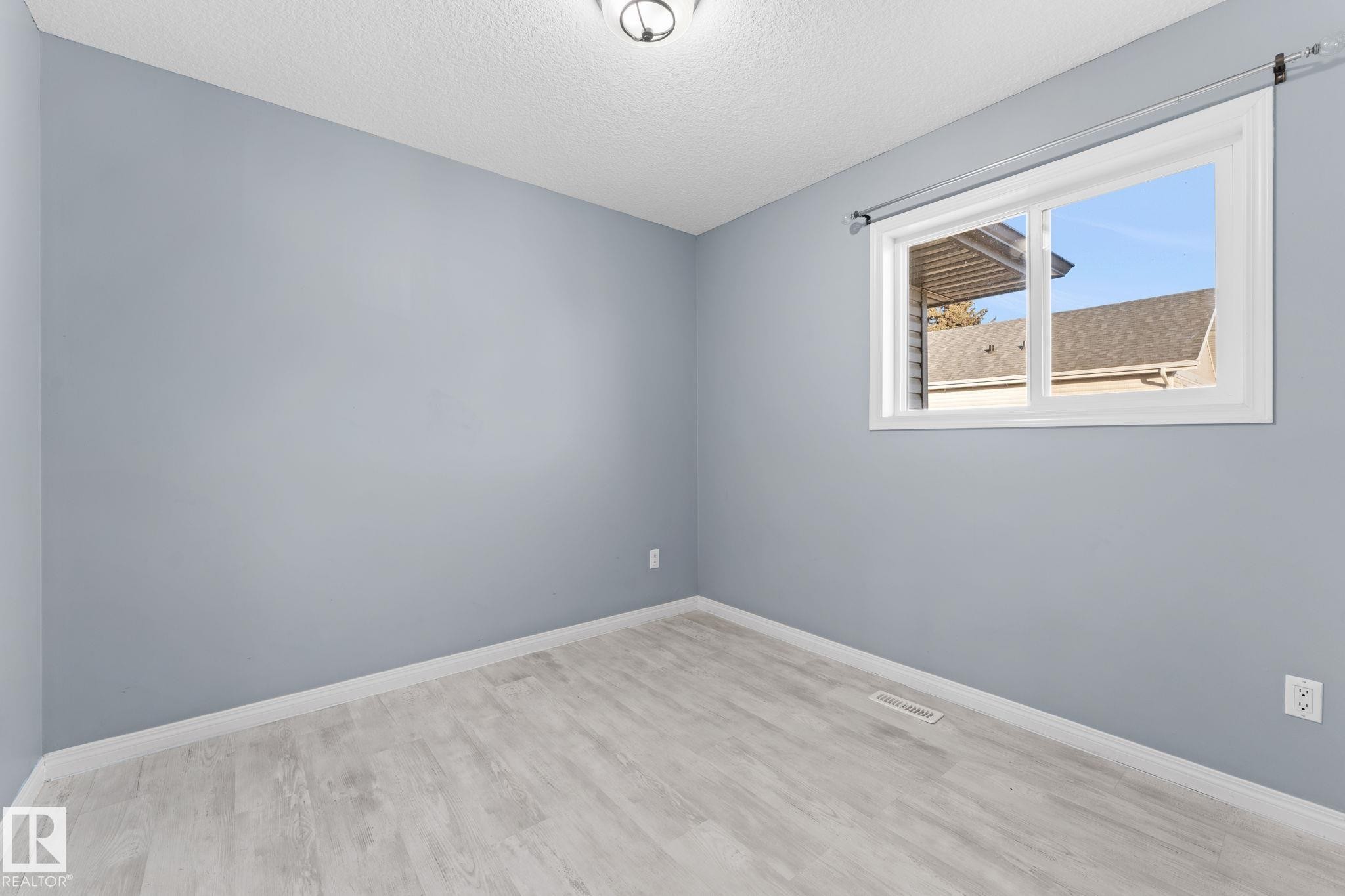 12713 116 Street, Edmonton, AB - Indoor Photo Showing Other Room