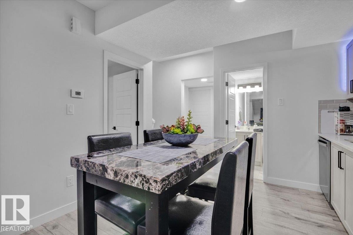 3024 200 Street, Edmonton, AB - Indoor Photo Showing Dining Room