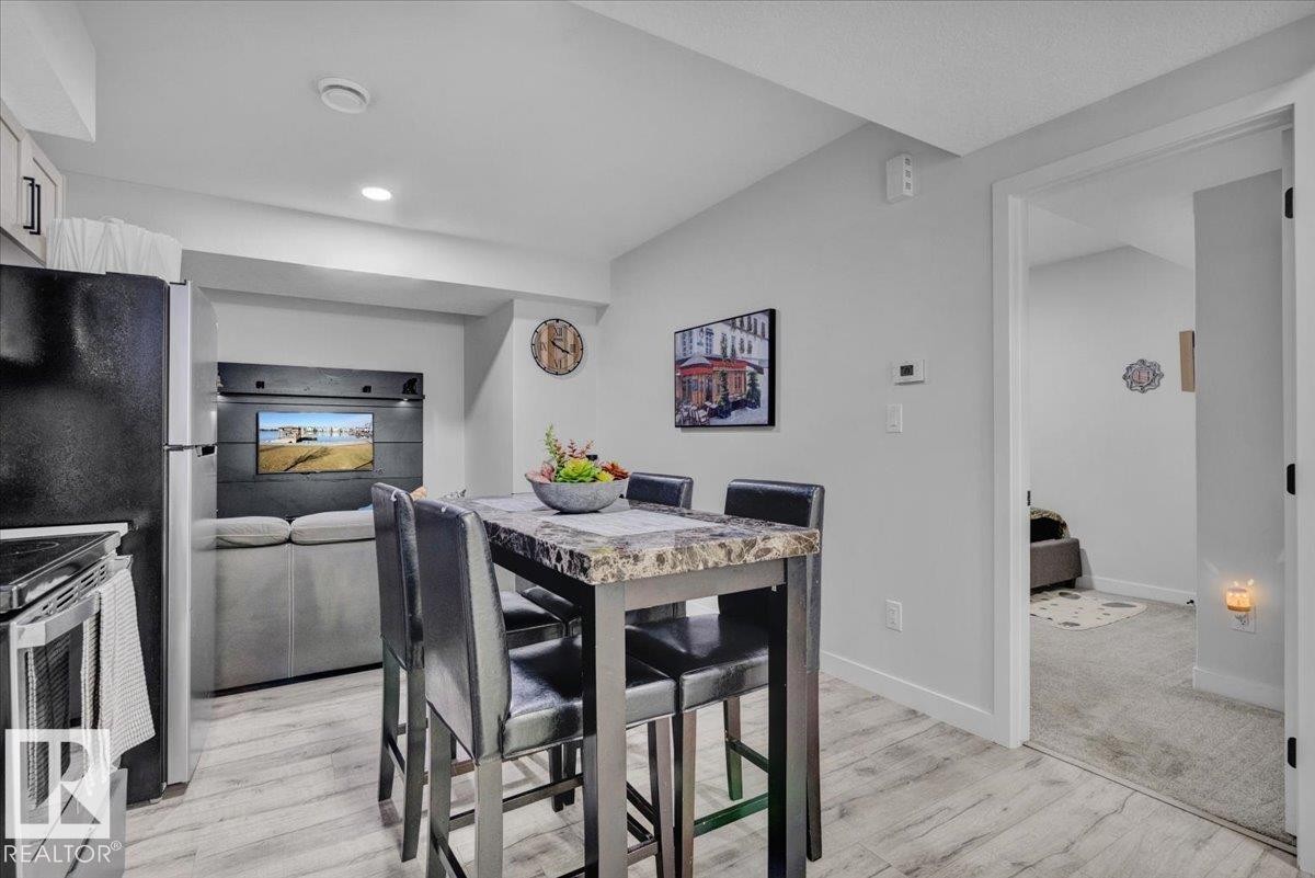 3024 200 Street, Edmonton, AB - Indoor Photo Showing Other Room