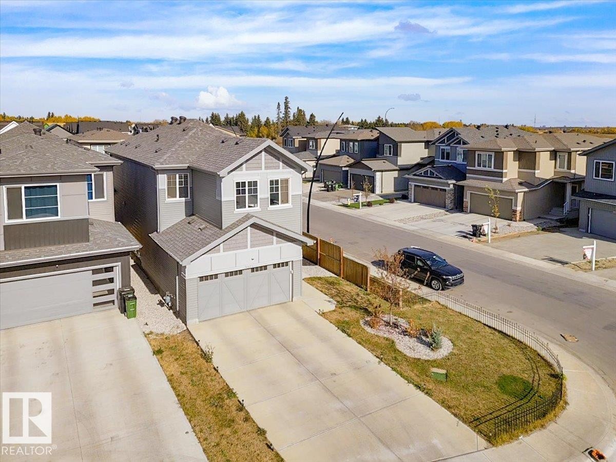 3024 200 Street, Edmonton, AB - Outdoor With Facade