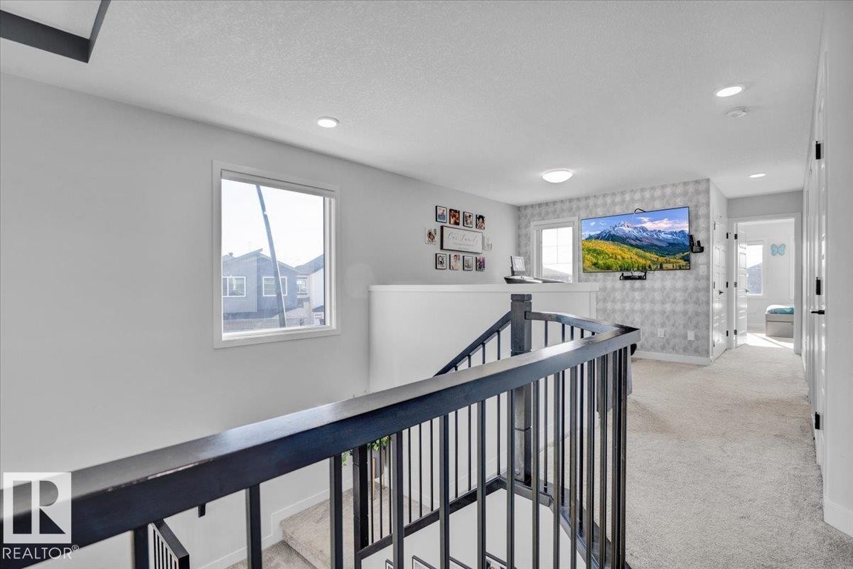 3024 200 Street, Edmonton, AB - Indoor Photo Showing Other Room