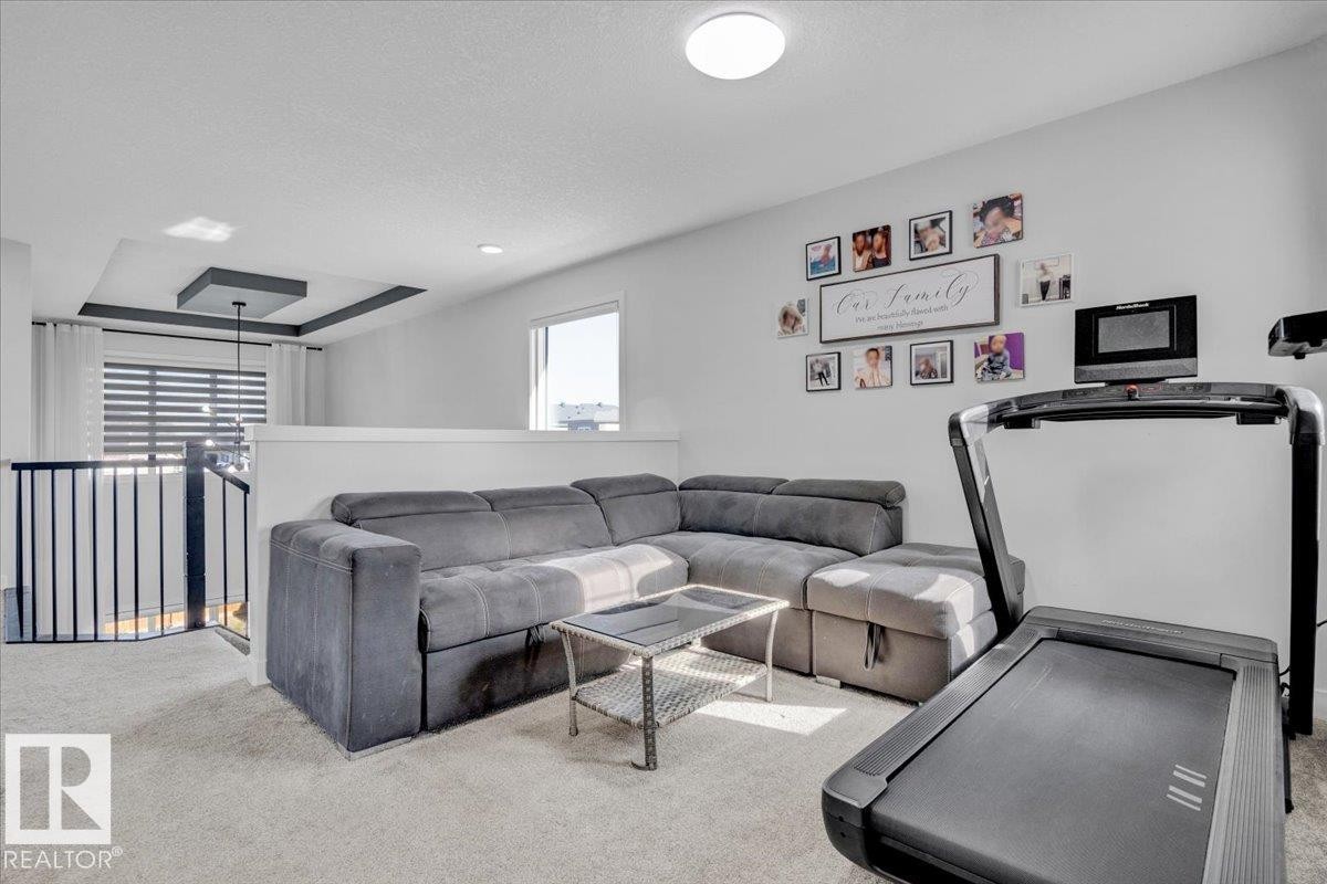 3024 200 Street, Edmonton, AB - Indoor