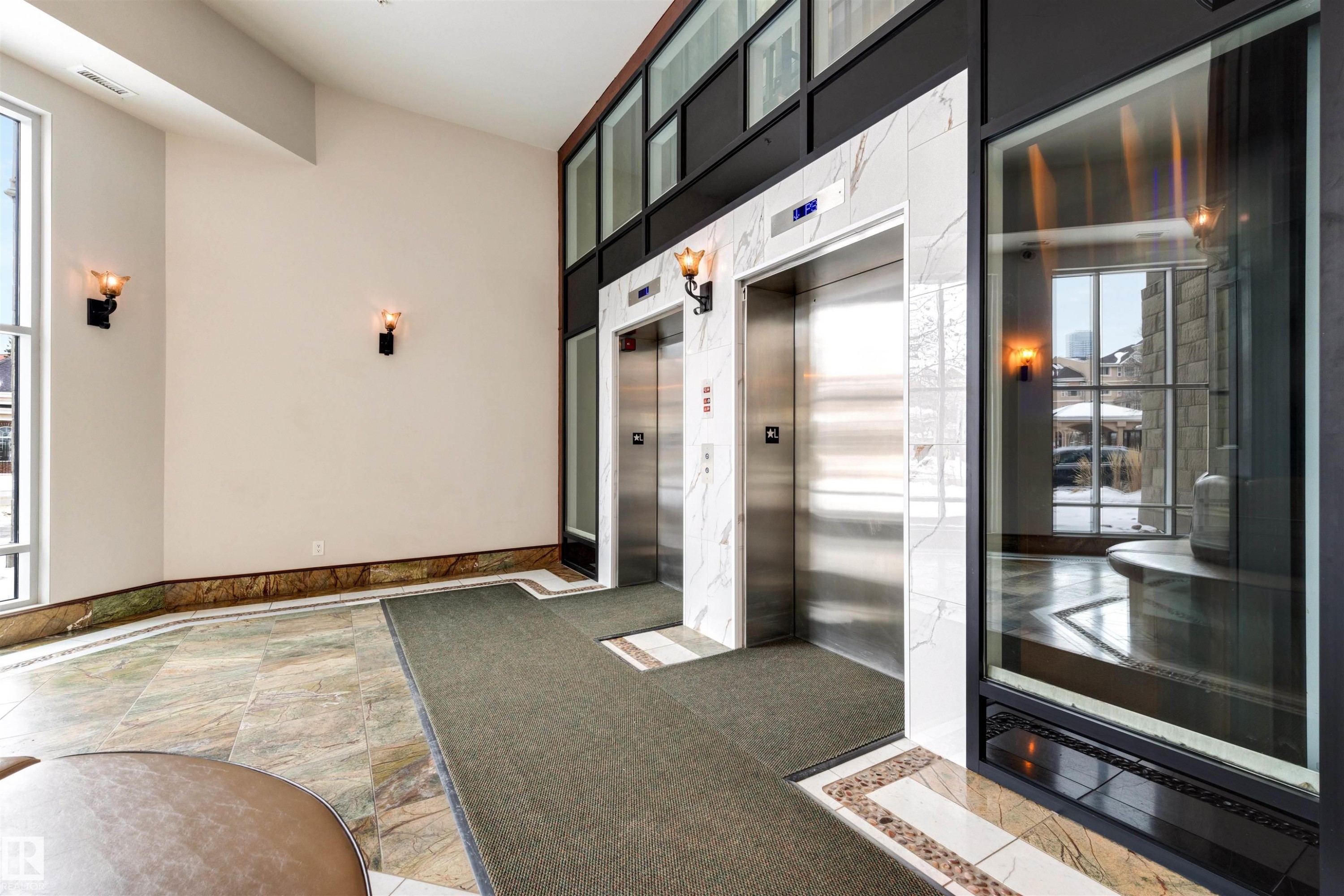 906 10142 111 Street, Edmonton, AB - Indoor Photo Showing Other Room