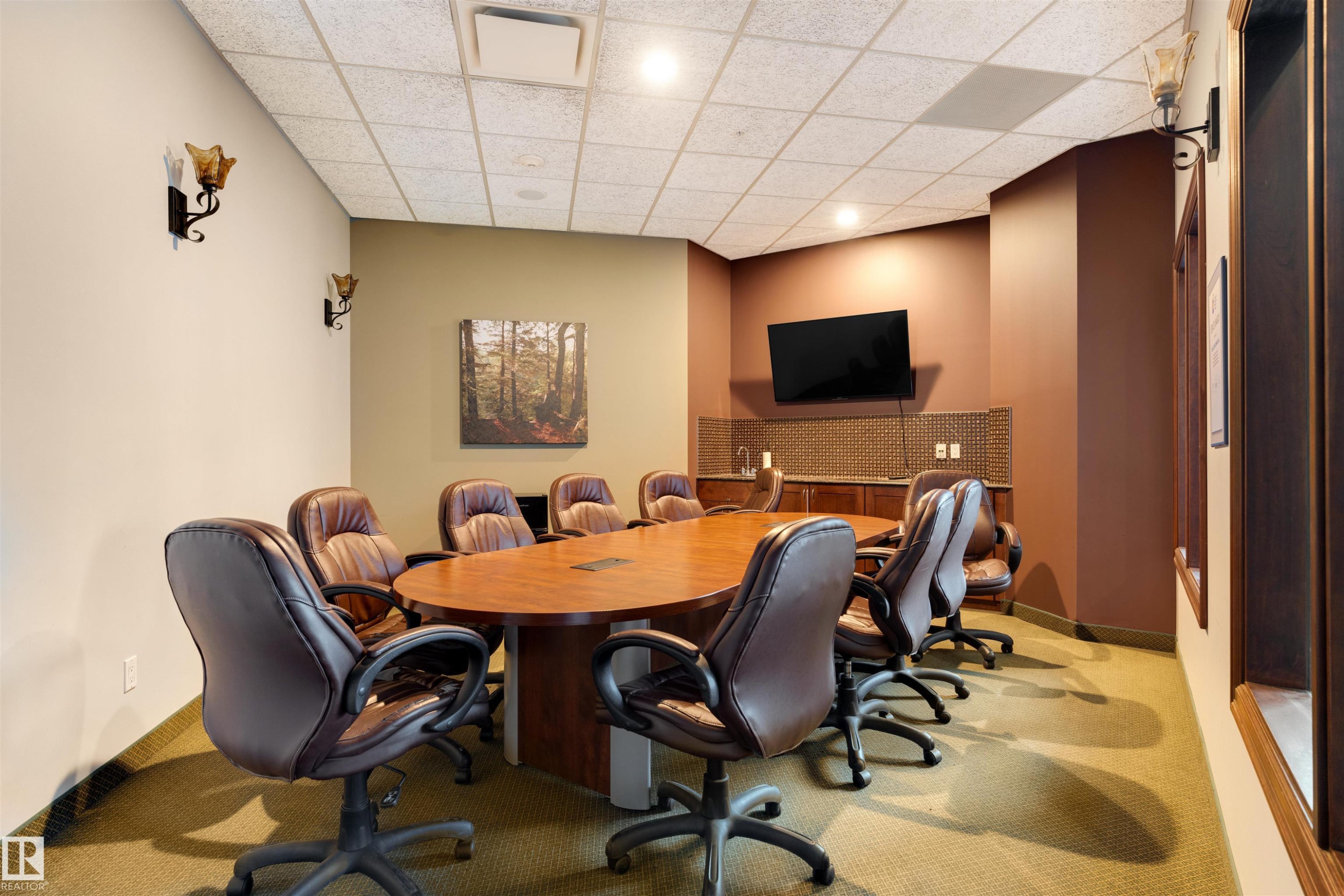 906 10142 111 Street, Edmonton, AB - Indoor Photo Showing Office
