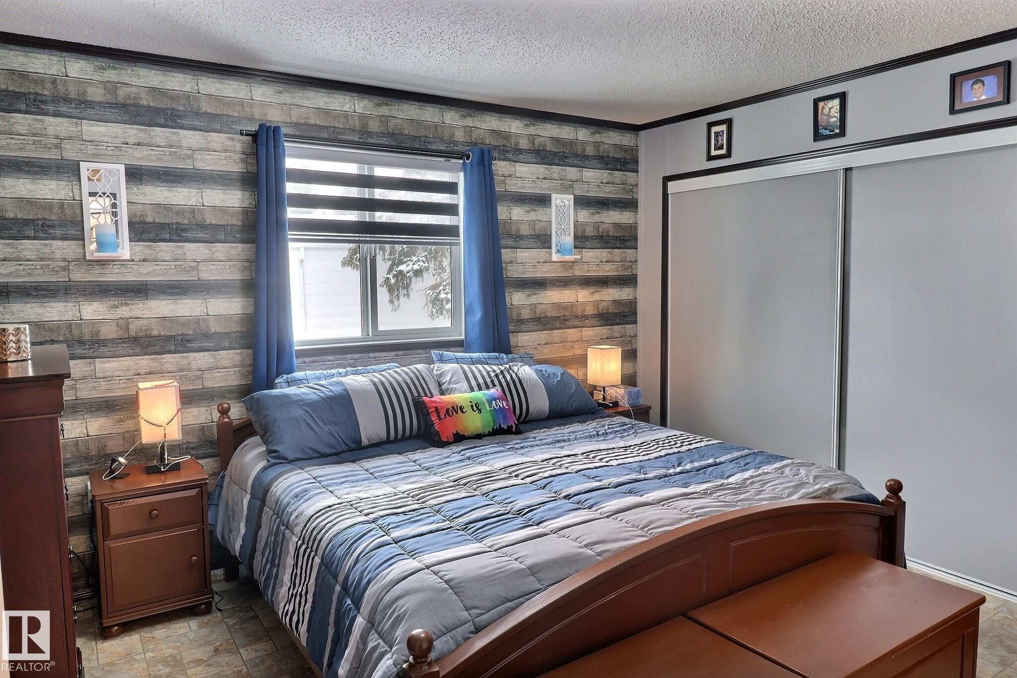 307 Evergreen Park, Edmonton, AB - Indoor Photo Showing Bedroom