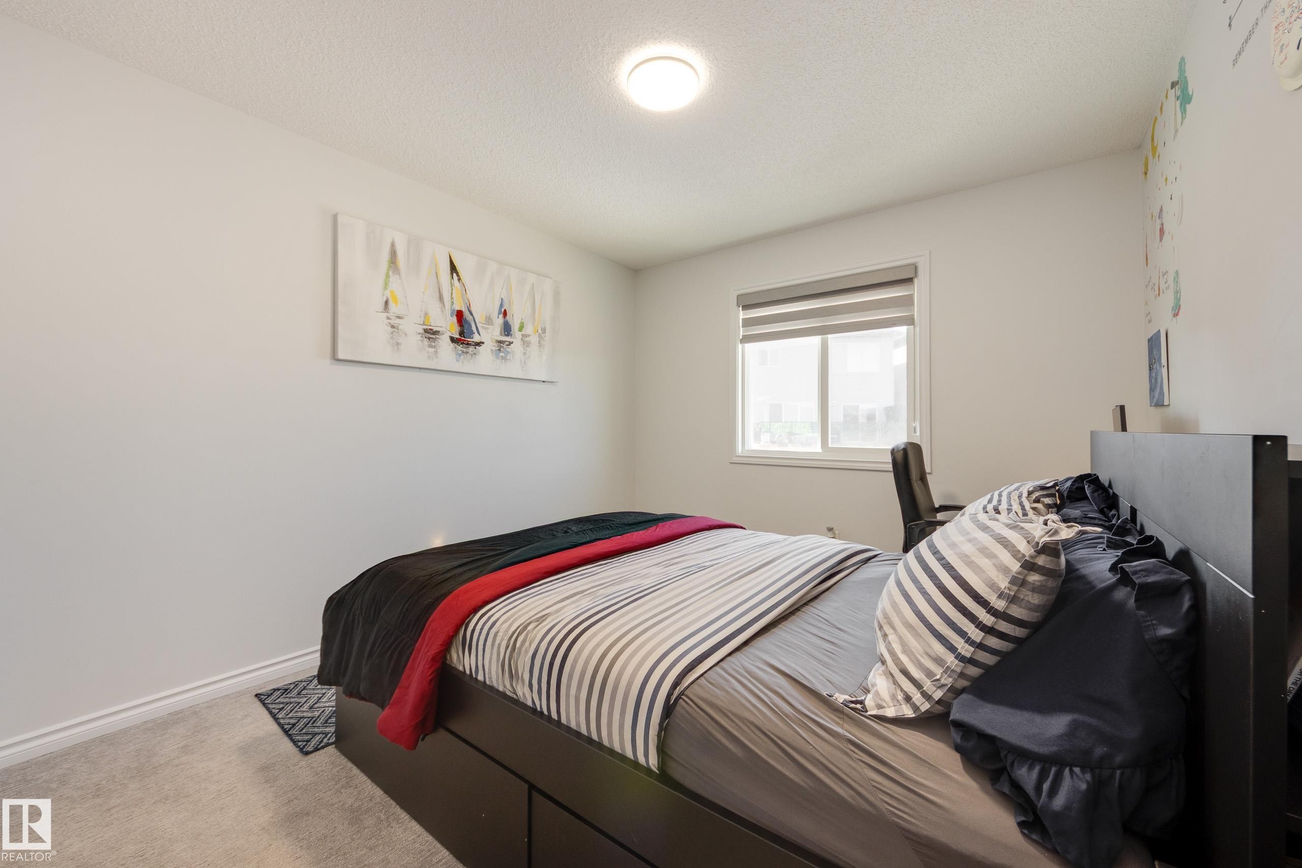5112 Lark Crescent, Edmonton, AB - Indoor Photo Showing Bedroom