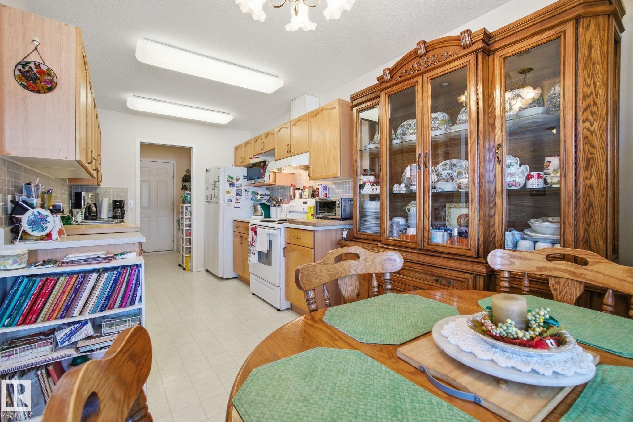 56 13320 124St, Edmonton, AB - Indoor