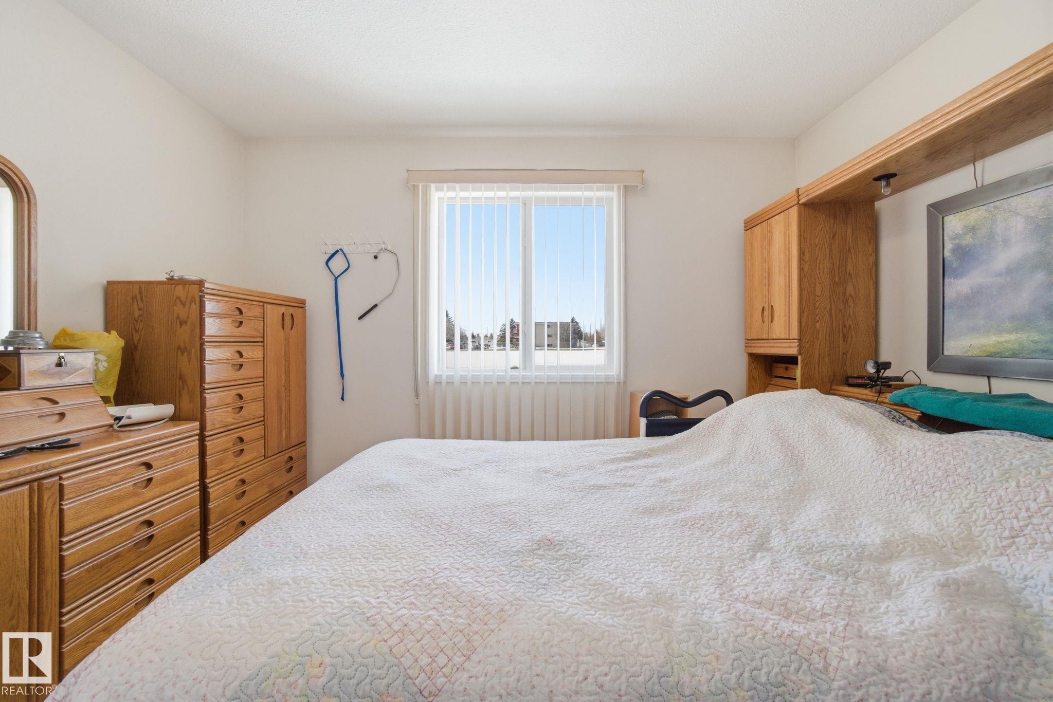 56 13320 124St, Edmonton, AB - Indoor Photo Showing Bedroom