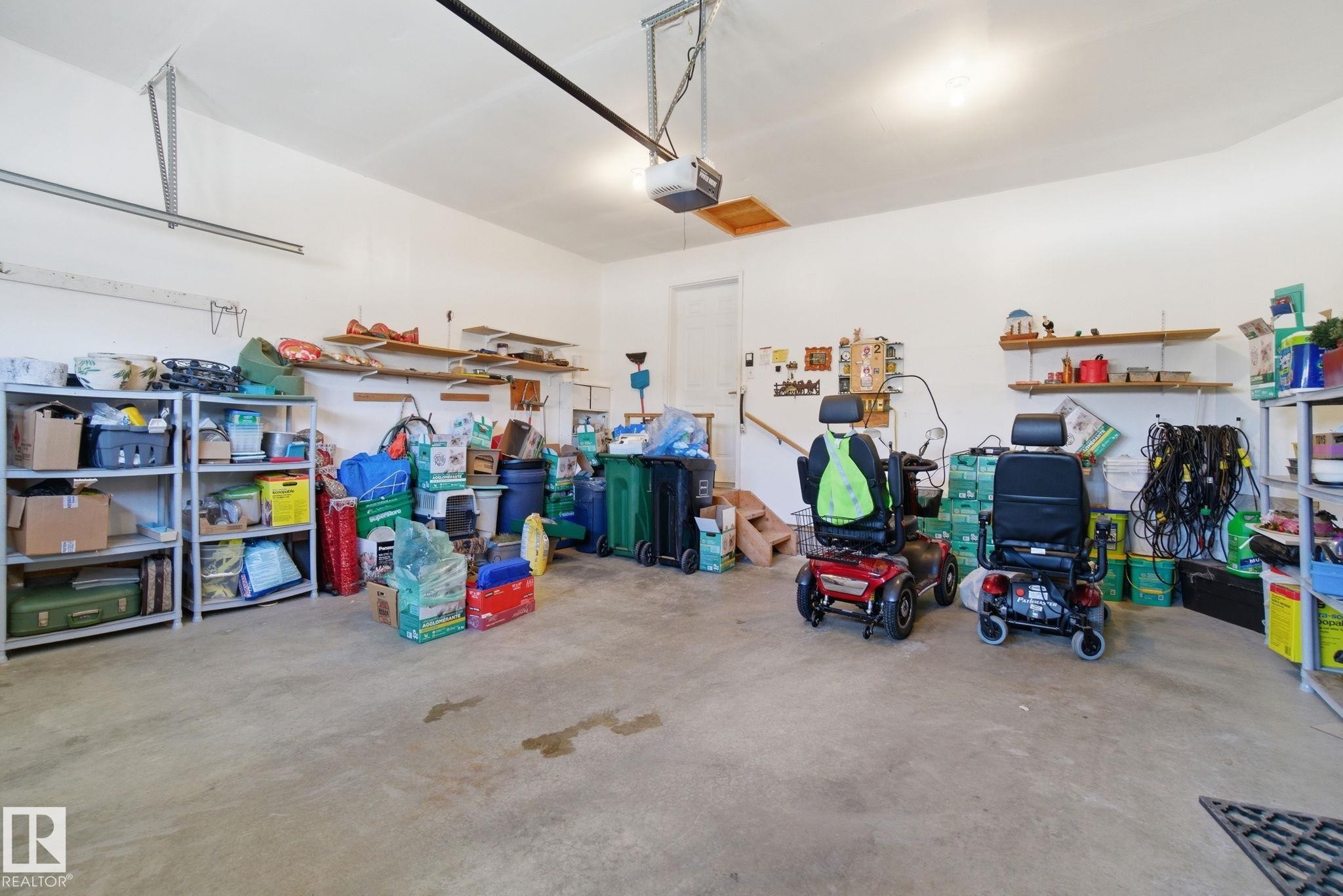 56 13320 124St, Edmonton, AB - Indoor Photo Showing Garage