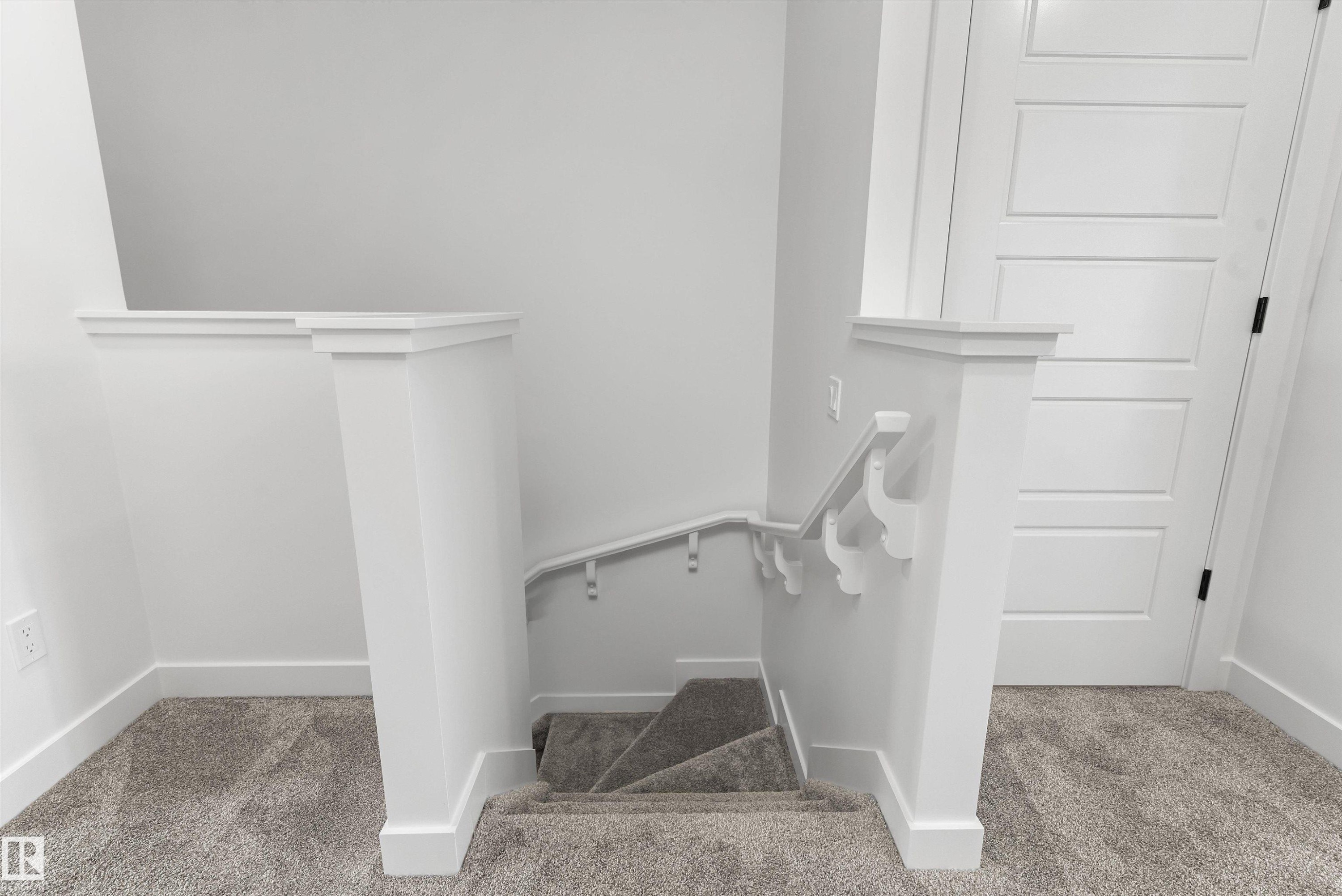 6261 175A Avenue, Edmonton, AB - Indoor Photo Showing Other Room