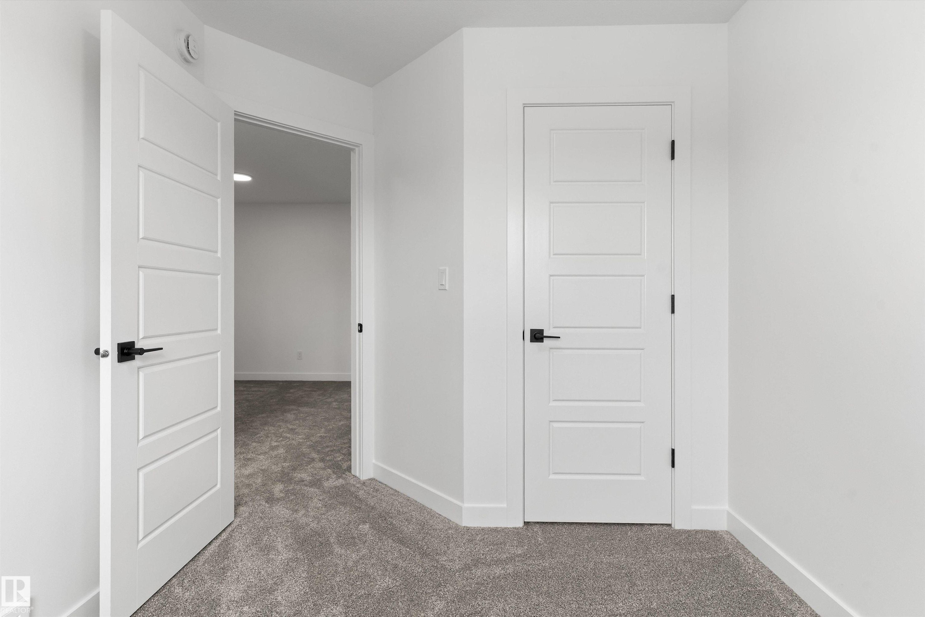 6261 175A Avenue, Edmonton, AB - Indoor Photo Showing Other Room