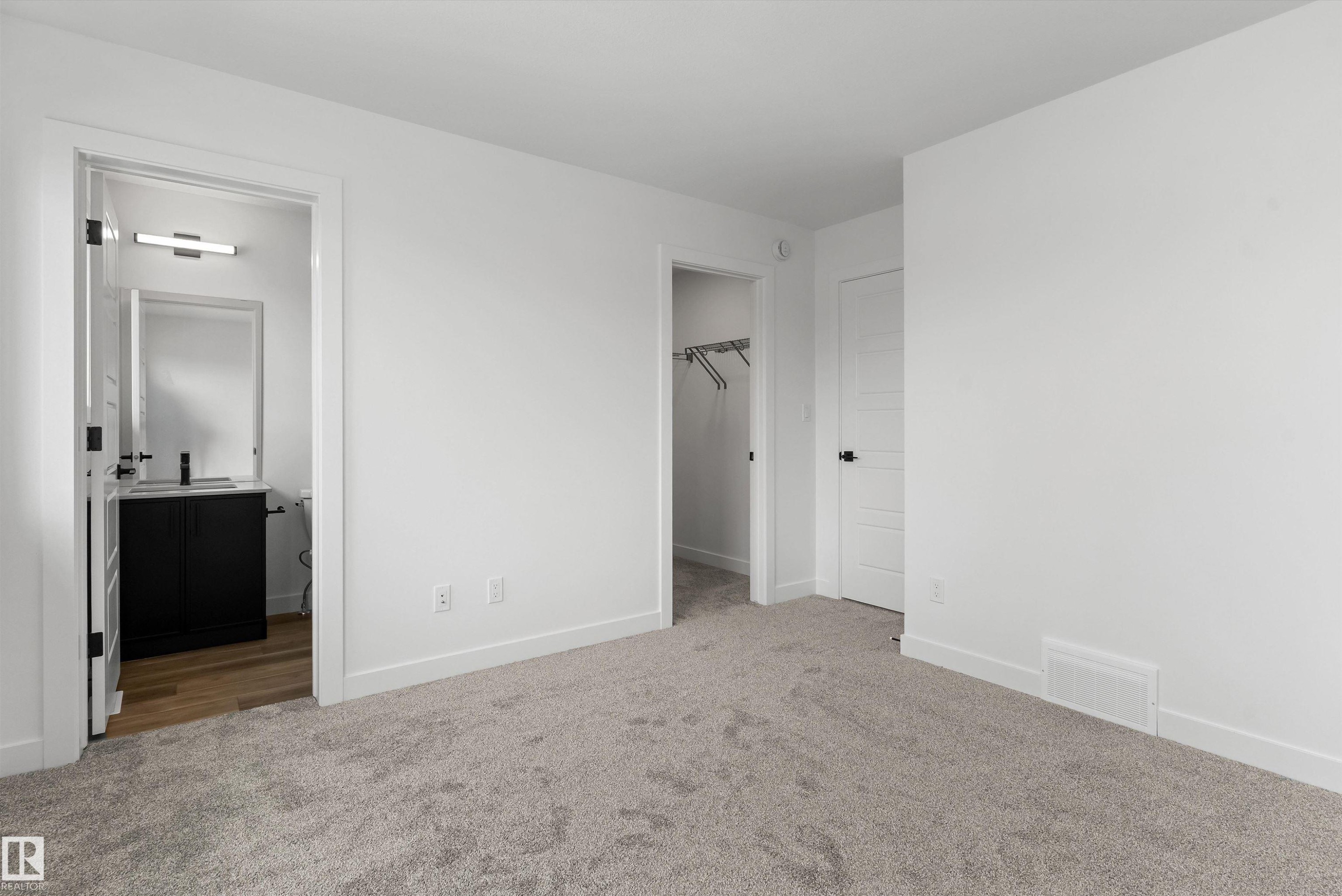 6261 175A Avenue, Edmonton, AB - Indoor