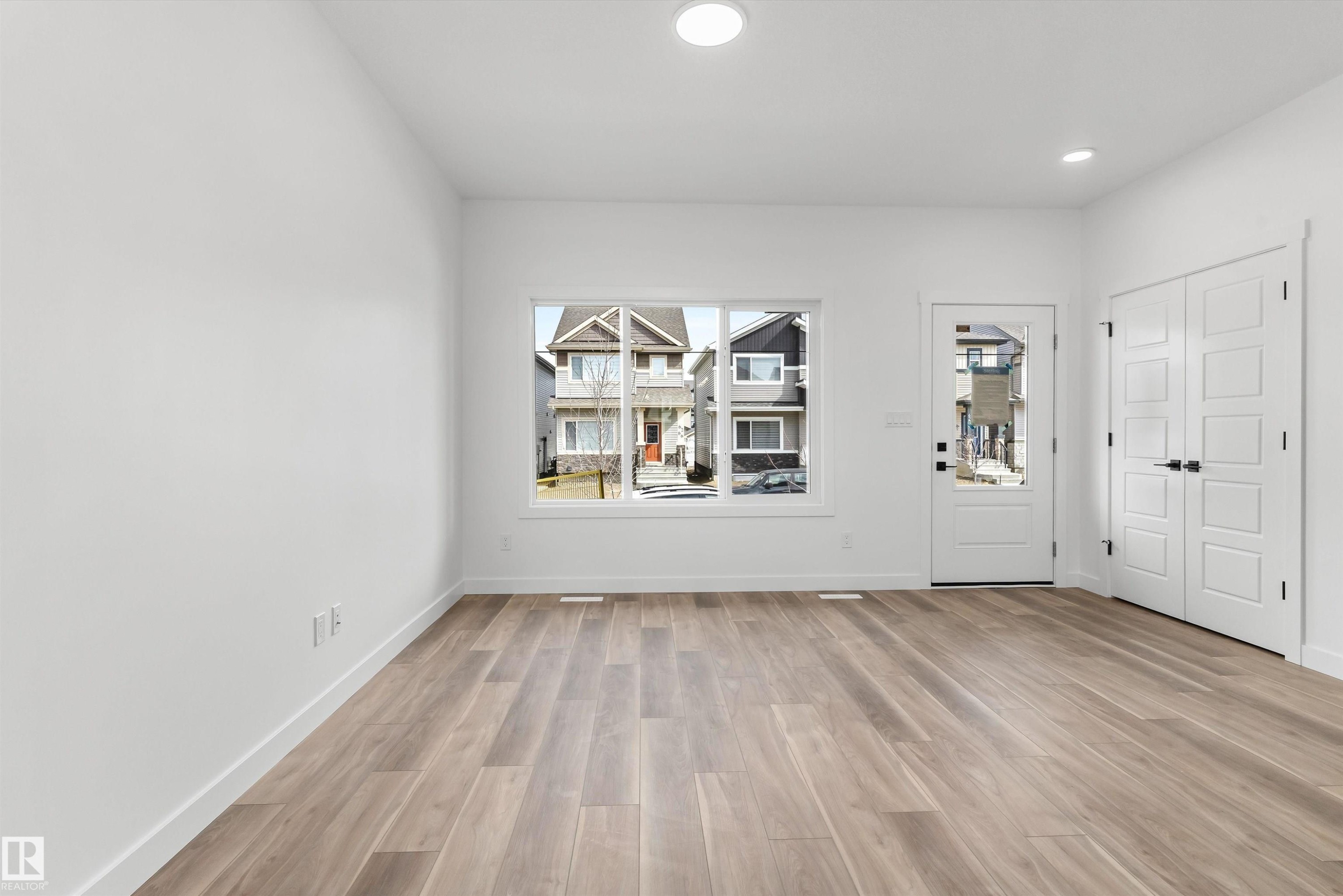 6261 175A Avenue, Edmonton, AB - Indoor