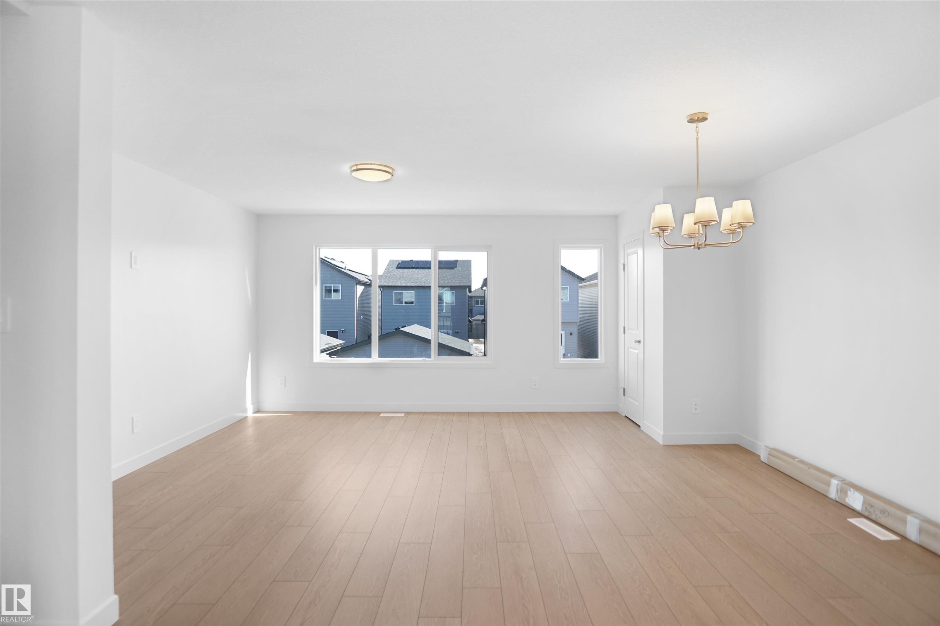 107 Nerine Crescent, St. Albert, AB - Indoor Photo Showing Other Room