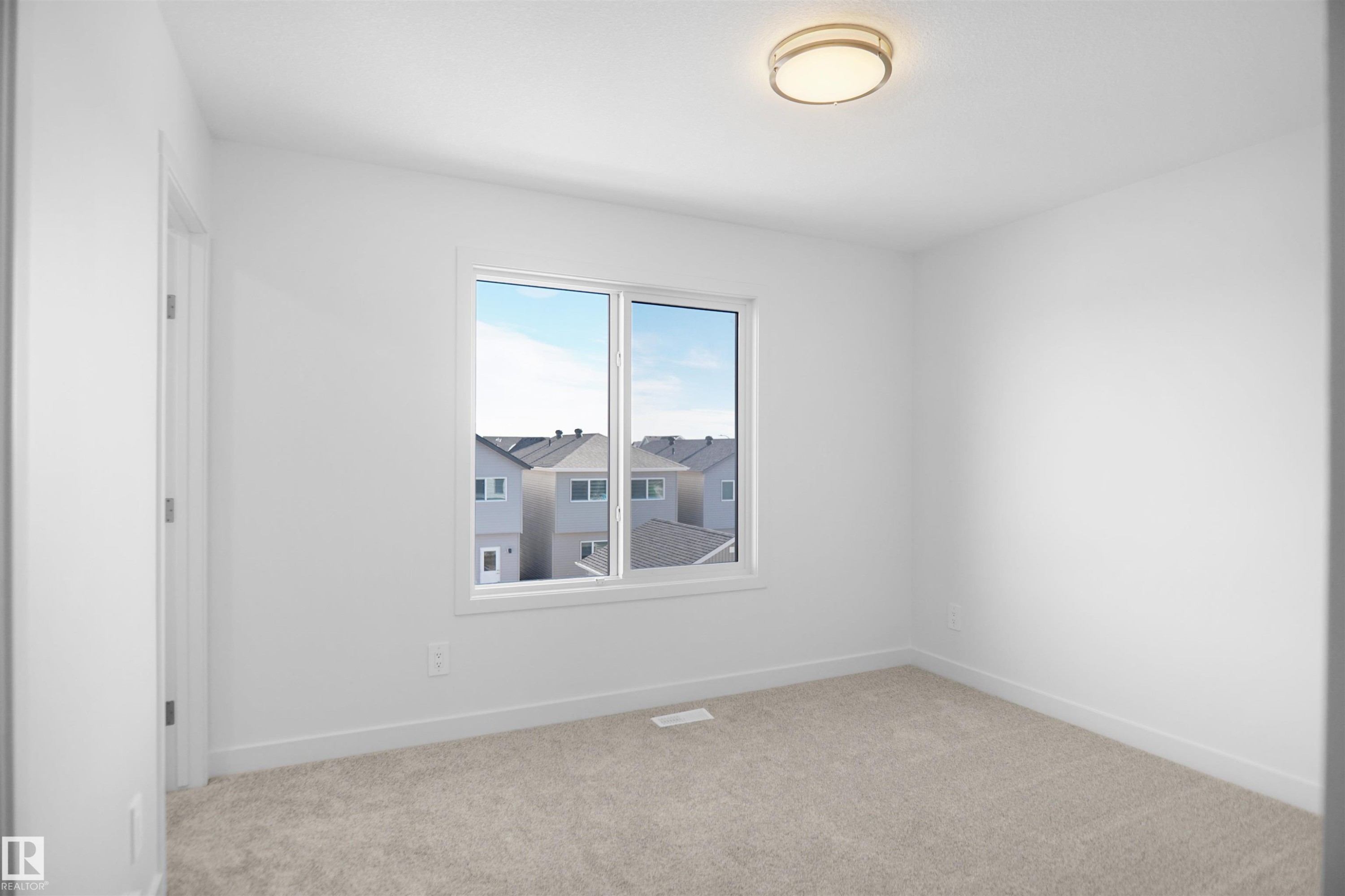 107 Nerine Crescent, St. Albert, AB - Indoor Photo Showing Other Room