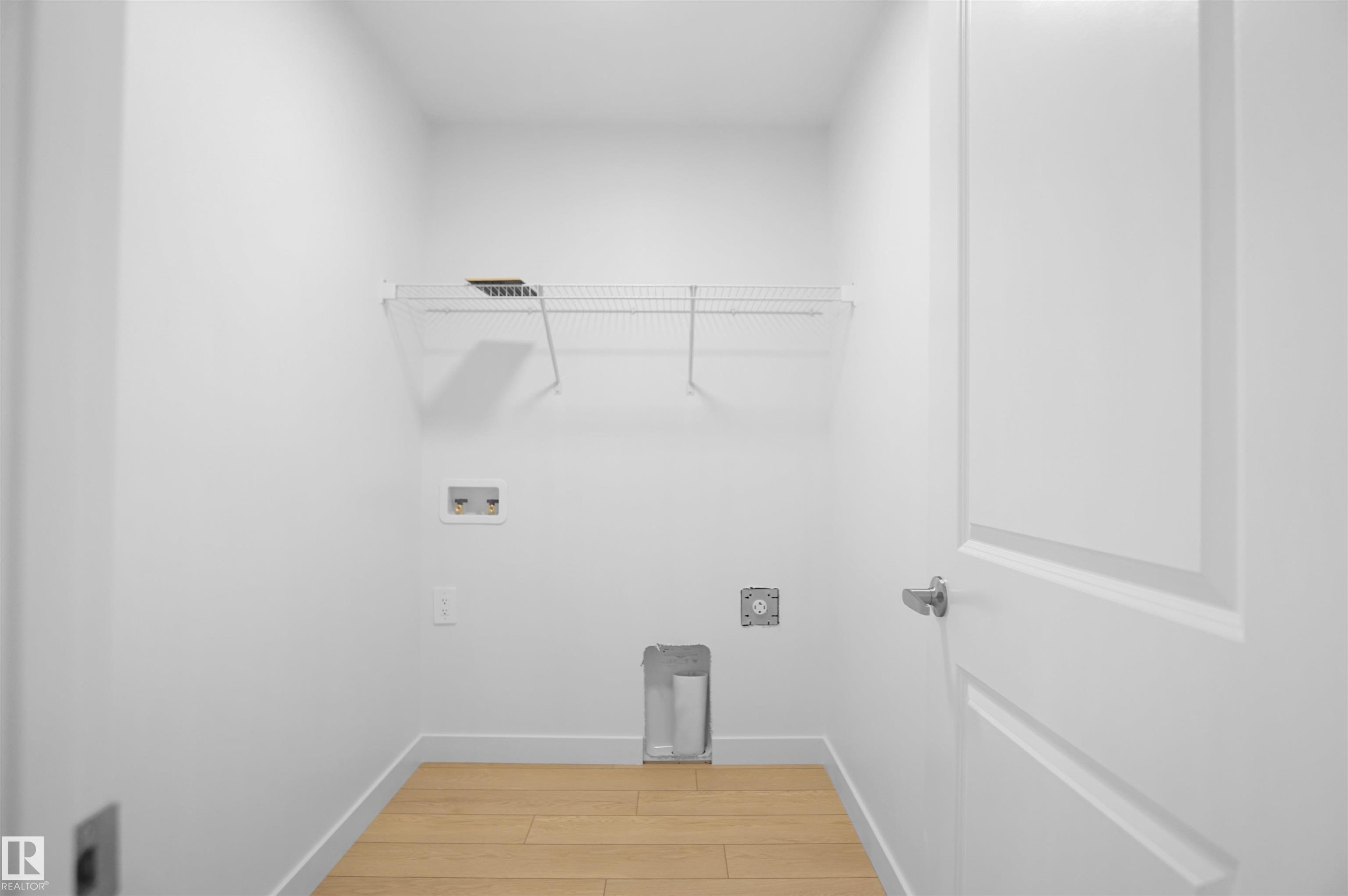 107 Nerine Crescent, St. Albert, AB - Indoor Photo Showing Other Room