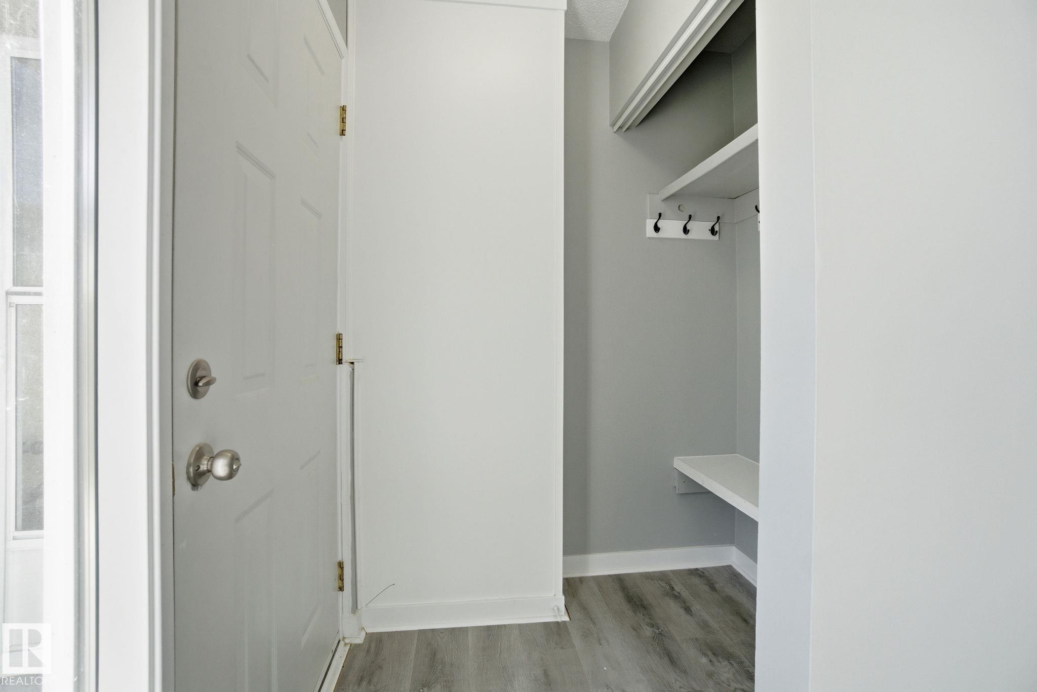 8117 132A Avenue, Edmonton, AB - Indoor Photo Showing Other Room