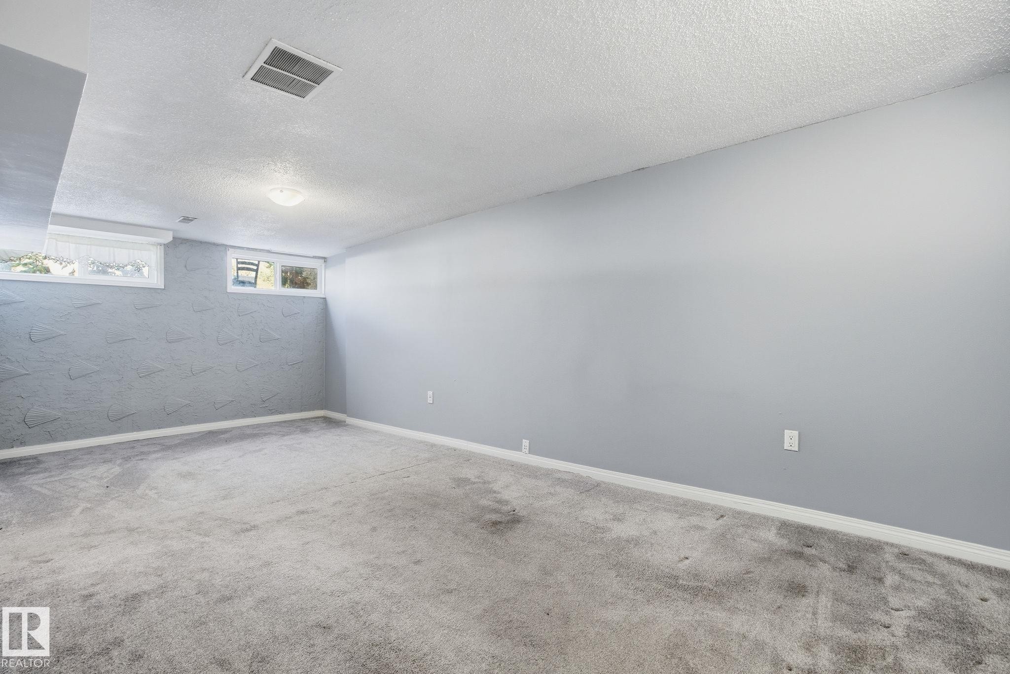 8117 132A Avenue, Edmonton, AB - Indoor Photo Showing Other Room