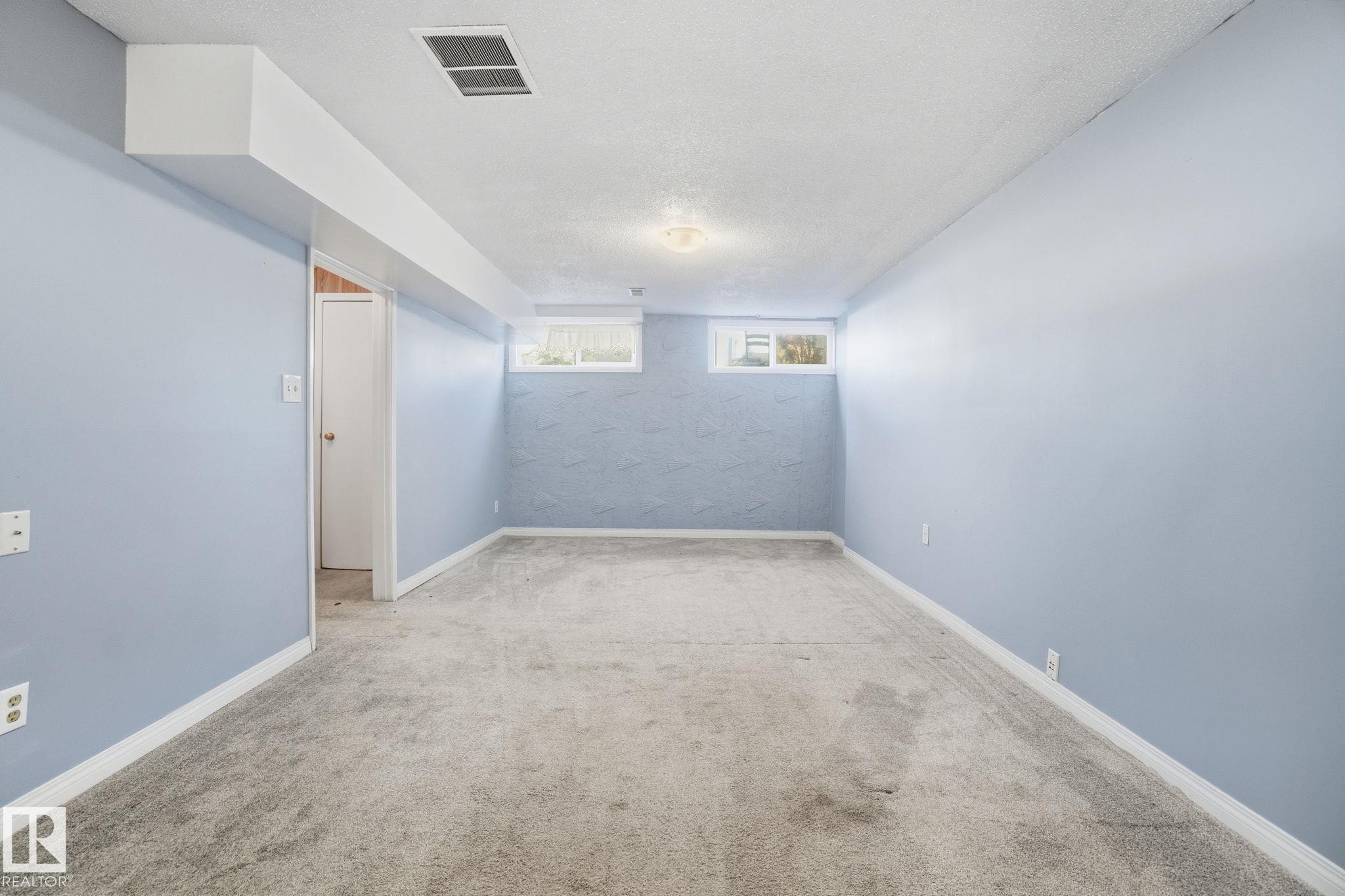 8117 132A Avenue, Edmonton, AB - Indoor Photo Showing Other Room