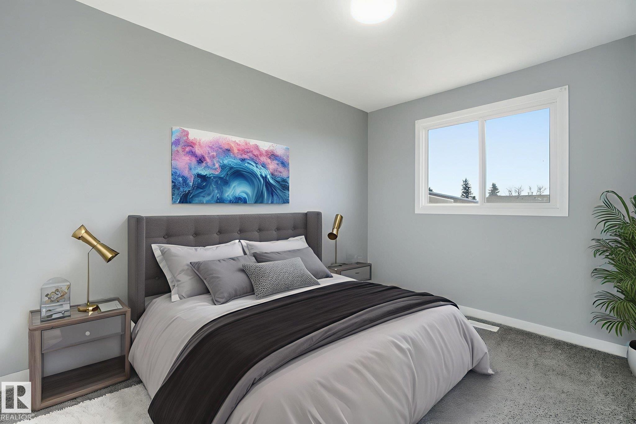 8117 132A Avenue, Edmonton, AB - Indoor Photo Showing Bedroom