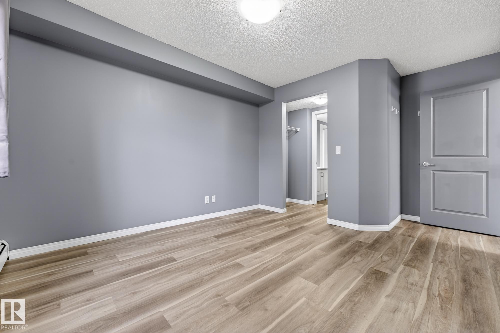 102 11445 Ellerslie Road Sw, Edmonton, AB - Indoor Photo Showing Other Room