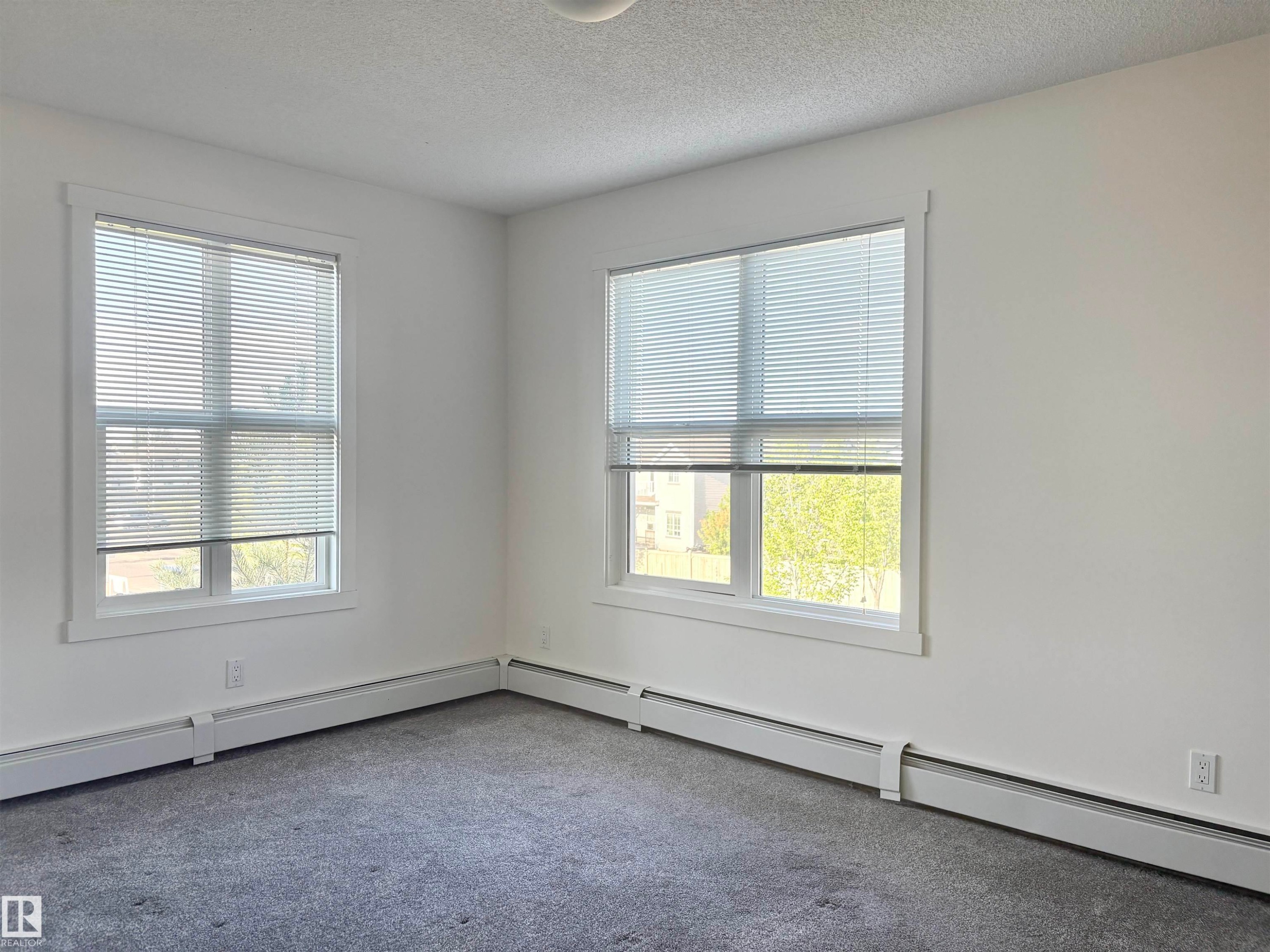 312 667 Watt Boulevard, Edmonton, AB - Indoor Photo Showing Other Room