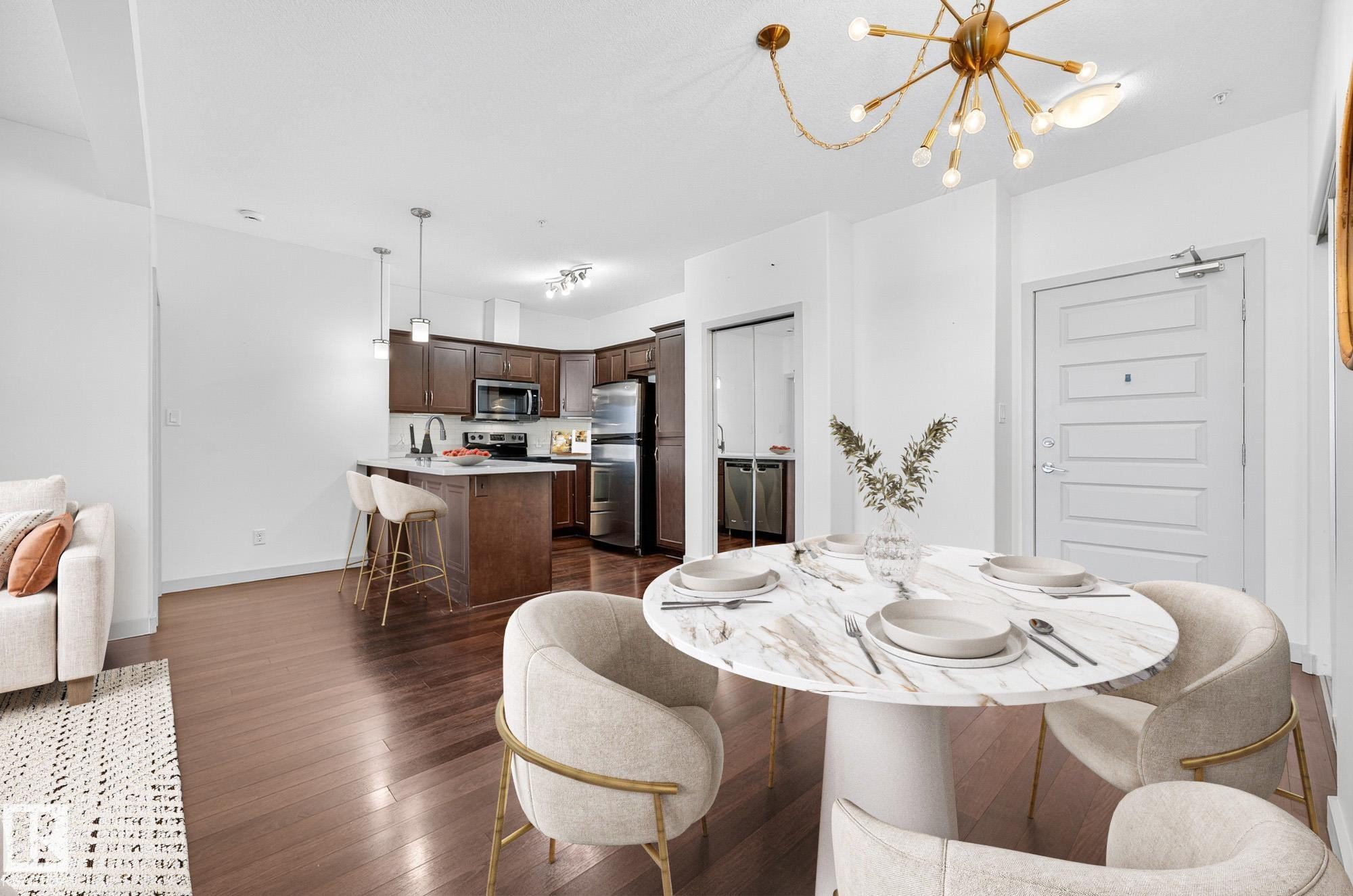 316 304 Ambleside Link, Edmonton, AB - Indoor