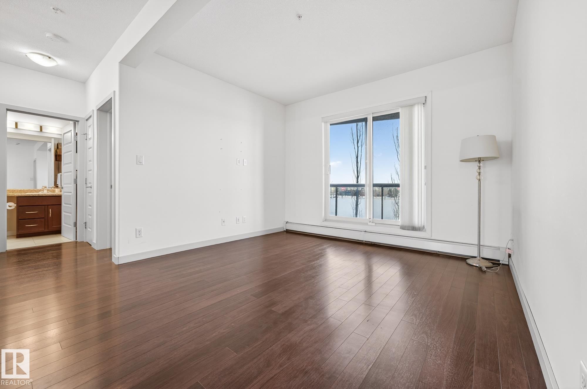 316 304 Ambleside Link, Edmonton, AB - Indoor Photo Showing Other Room