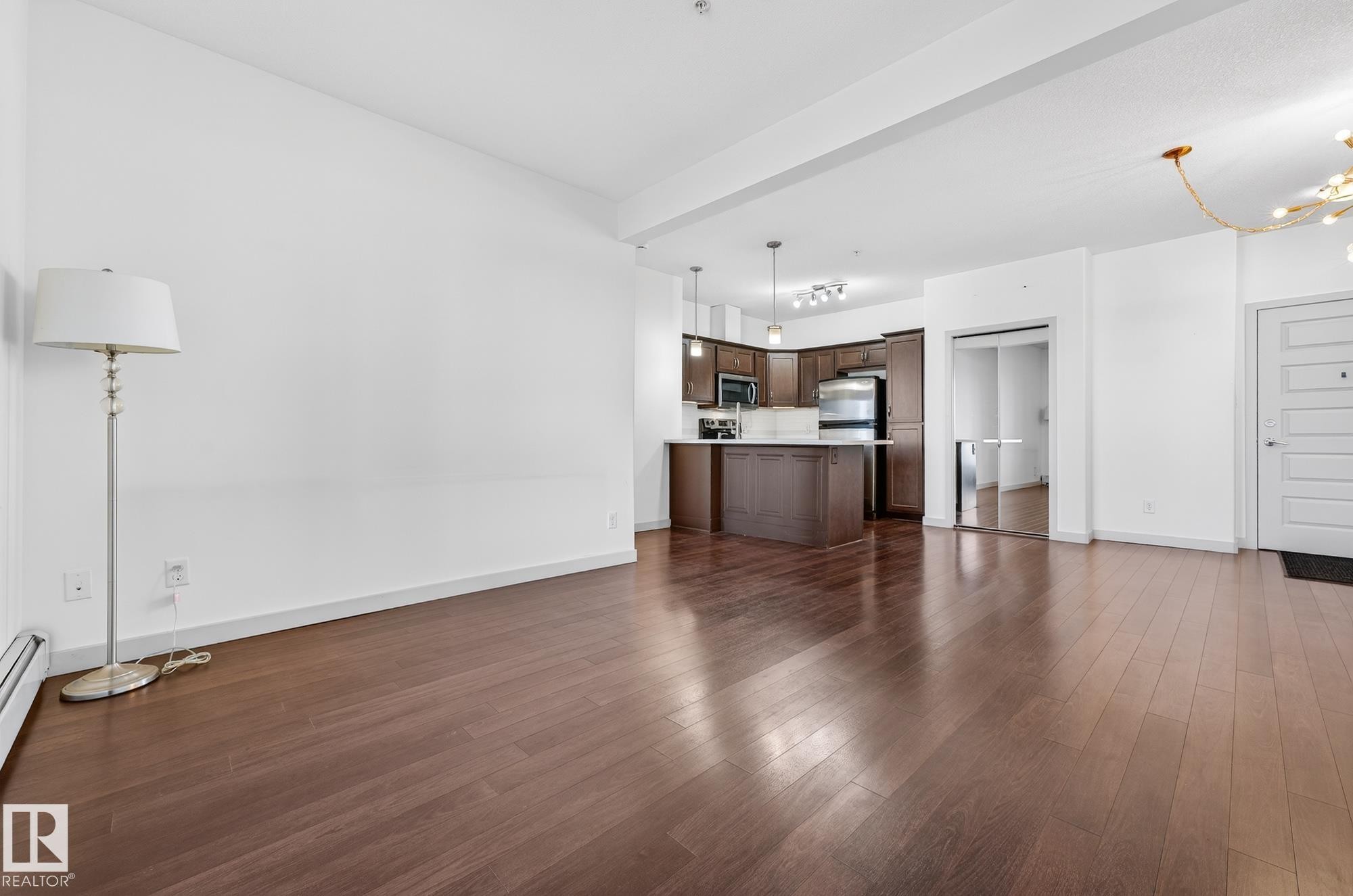 316 304 Ambleside Link, Edmonton, AB - Indoor