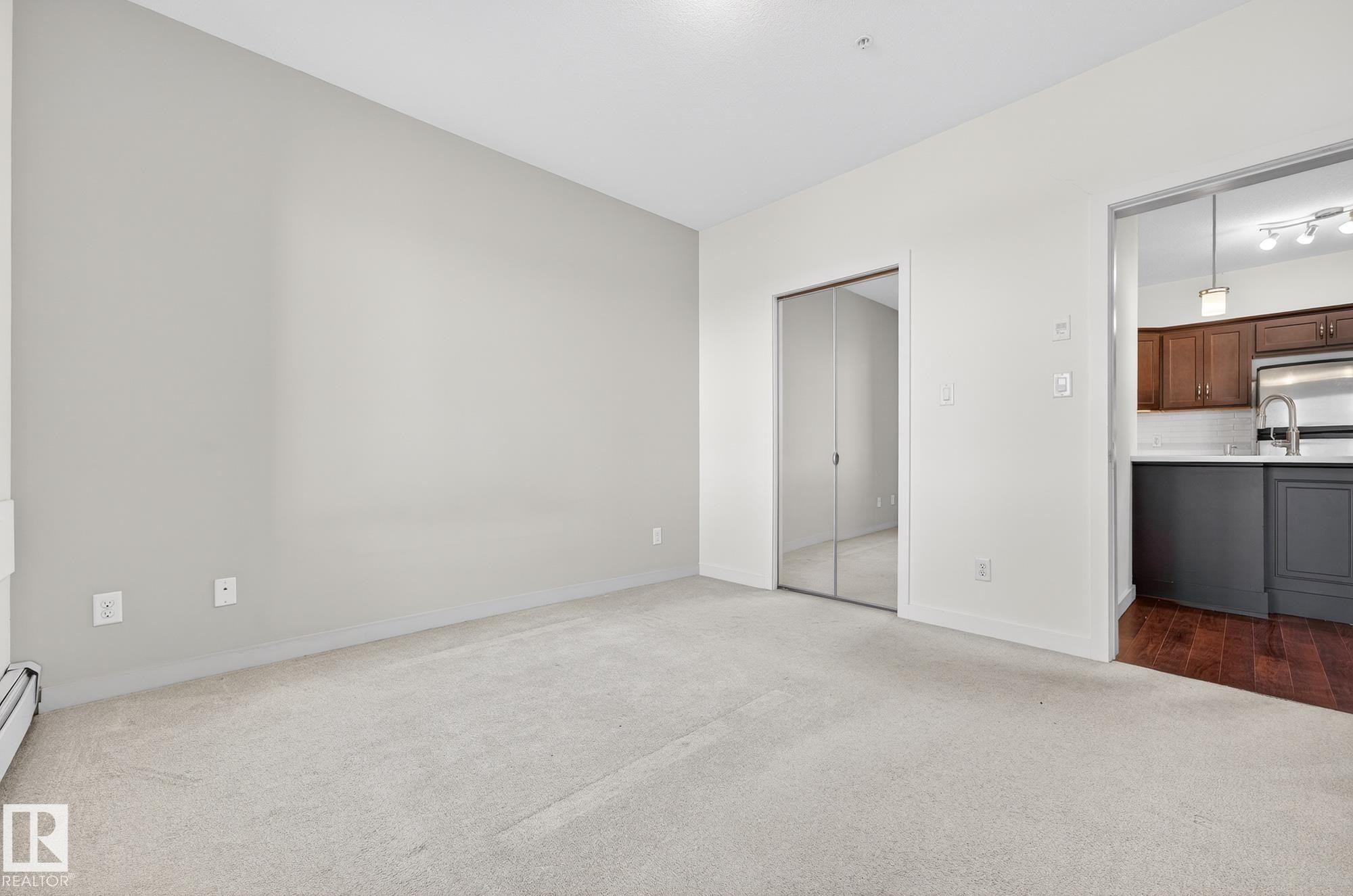 316 304 Ambleside Link, Edmonton, AB - Indoor