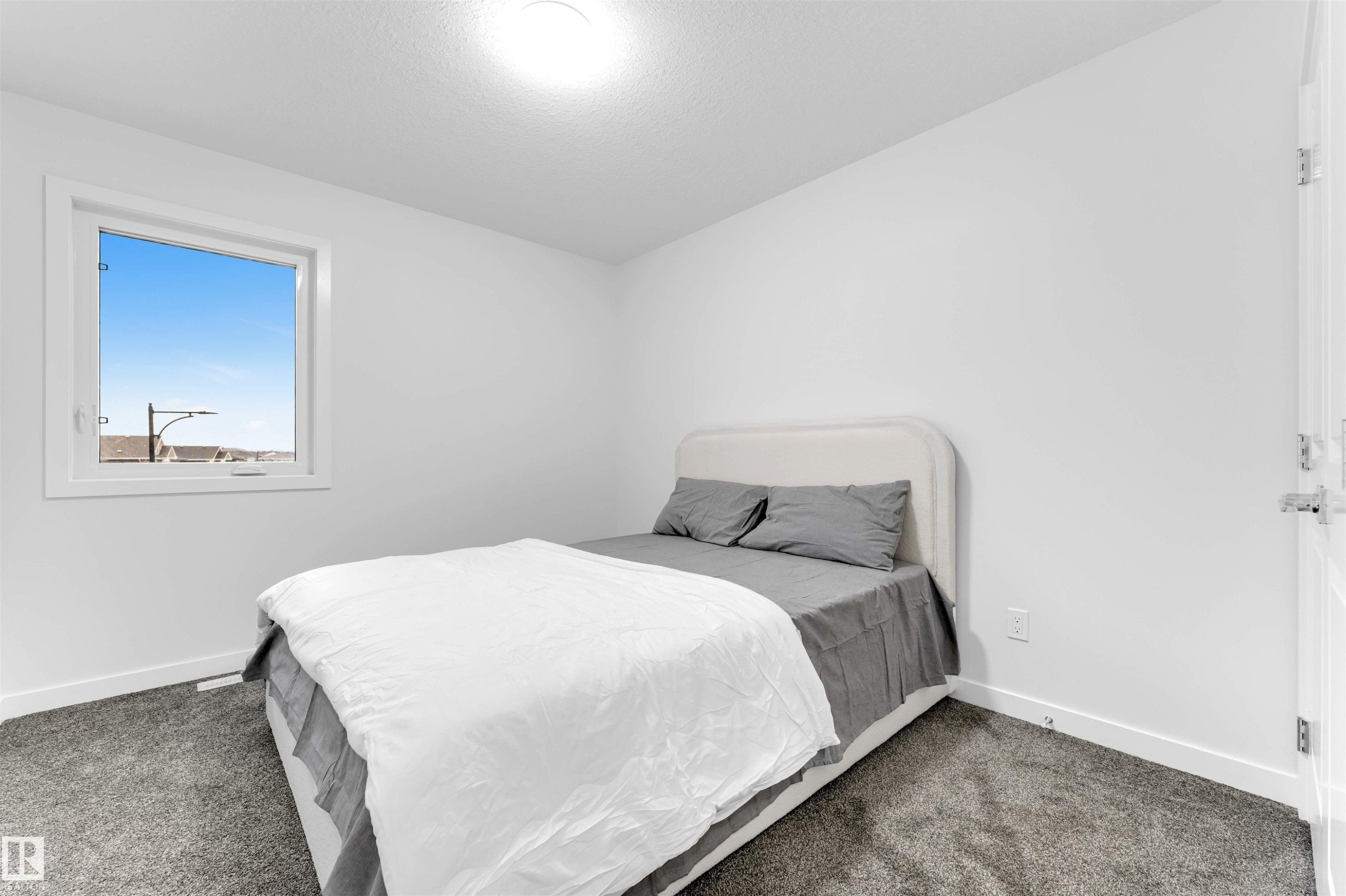 67 130 Element Dr, St. Albert, AB - Indoor Photo Showing Bedroom
